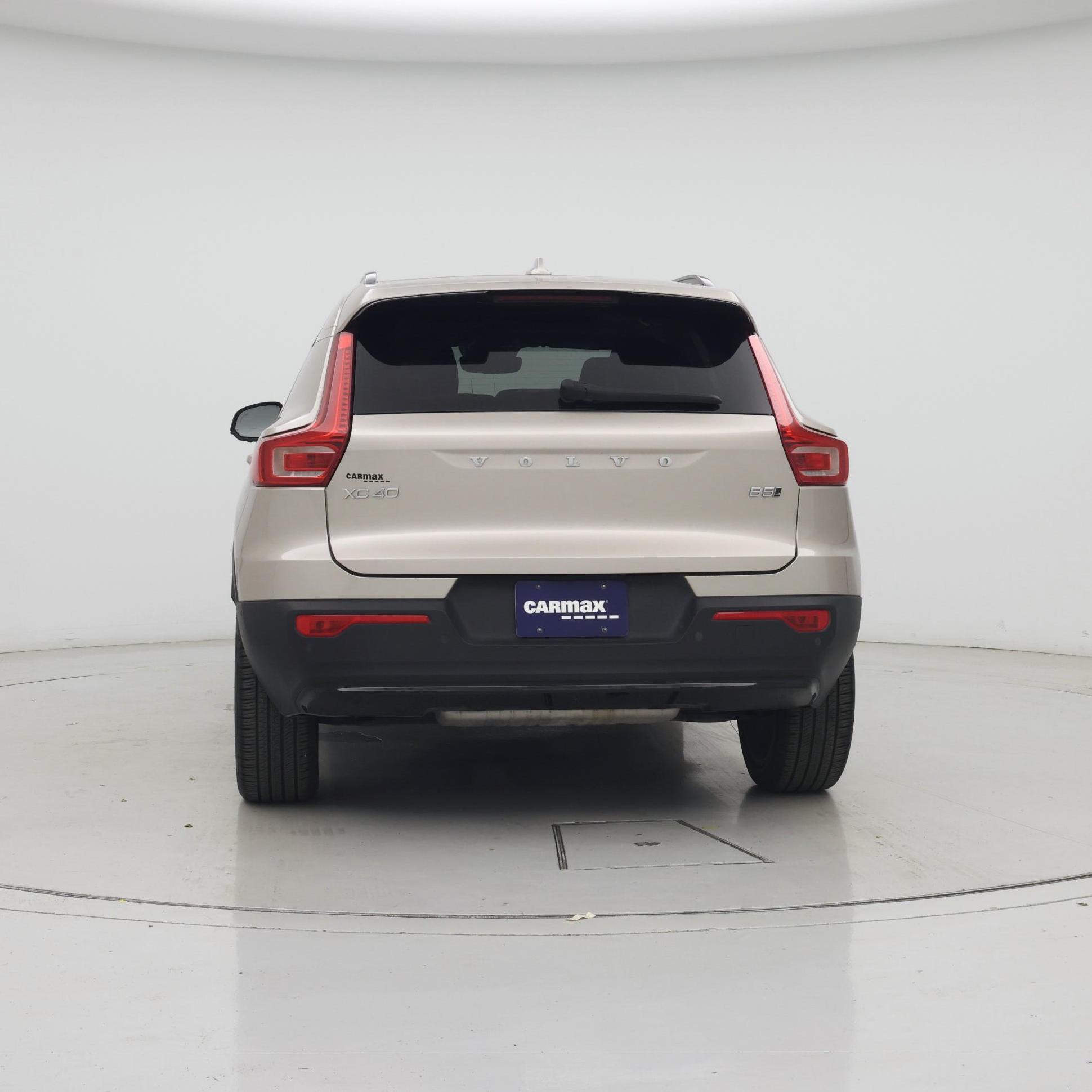 Thumbnail: 2024 Volvo XC40 - 6