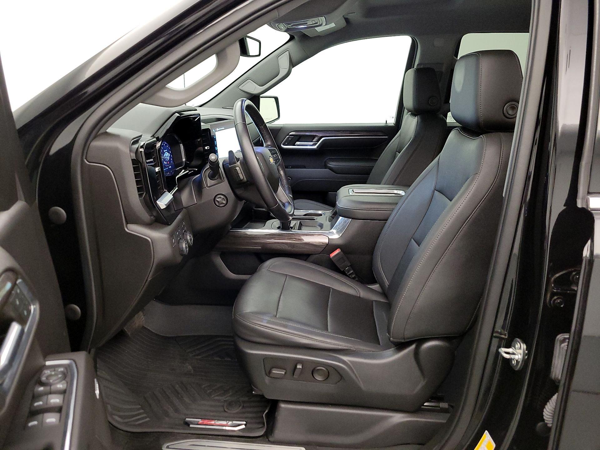 Thumbnail: 2022 Chevrolet Silverado 1500 - 11