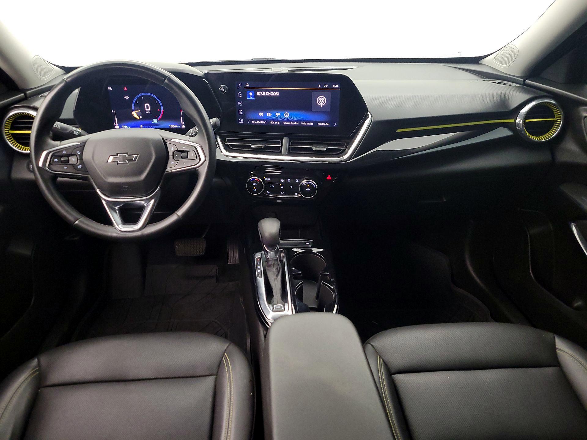 Thumbnail: 2025 Chevrolet Trax - 9