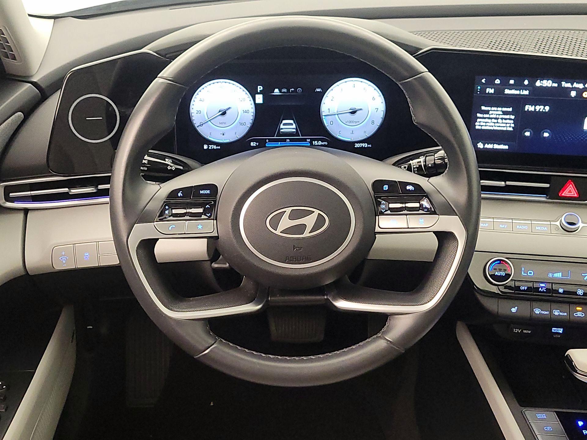 Thumbnail: 2025 Hyundai Elantra - 10