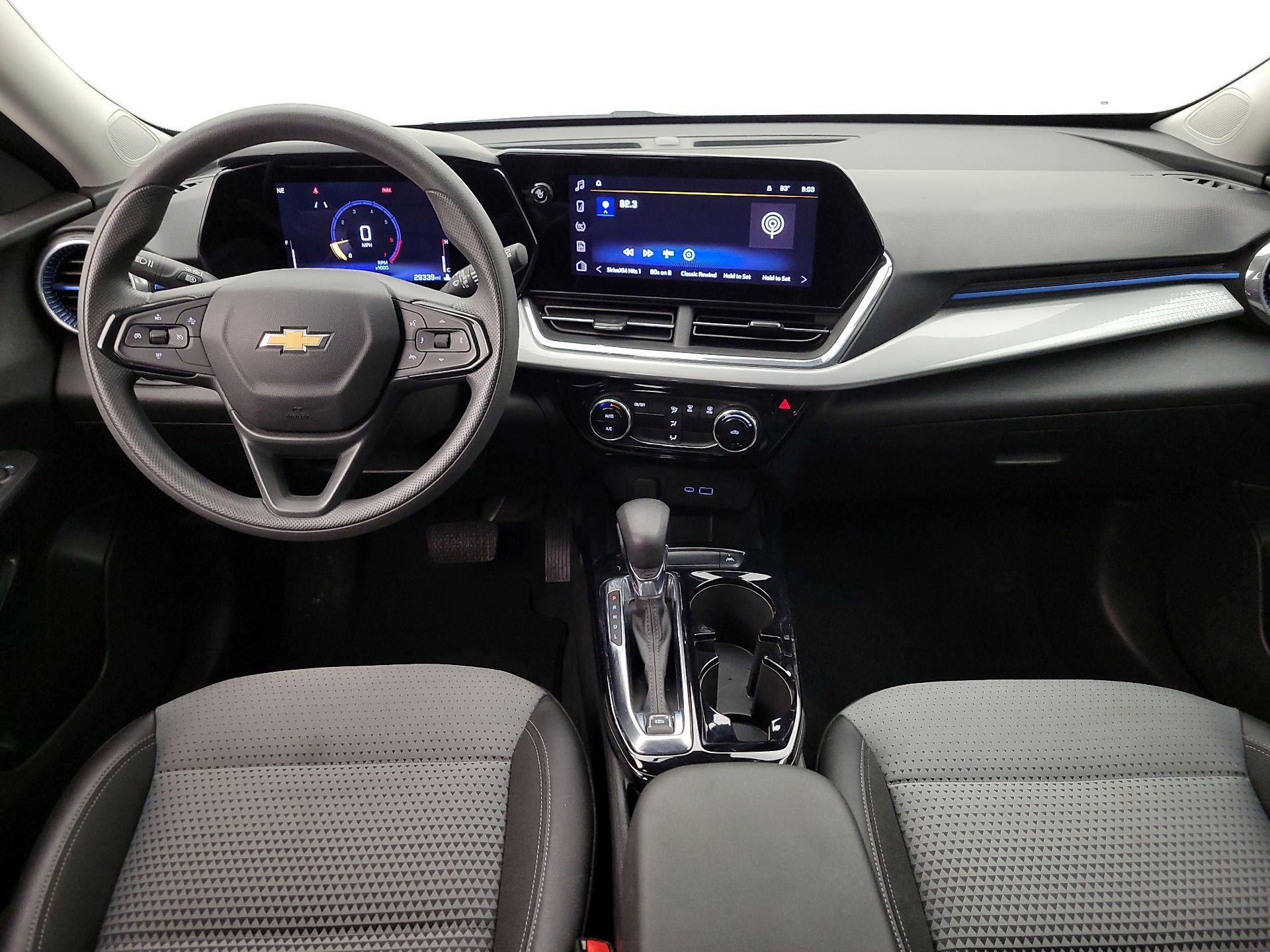 Thumbnail: 2025 Chevrolet Trax - 9