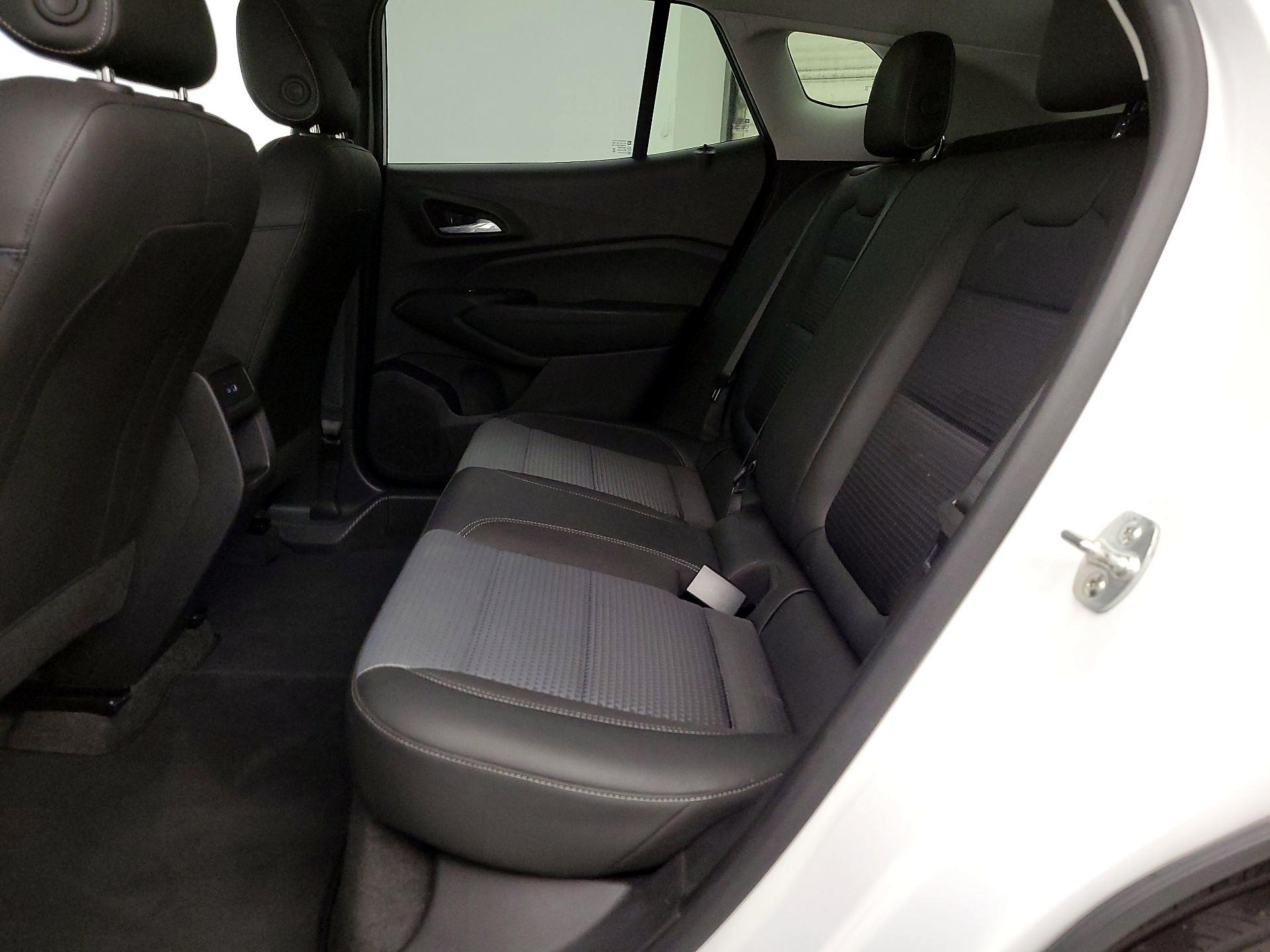 Thumbnail: 2025 Chevrolet Trax - 19