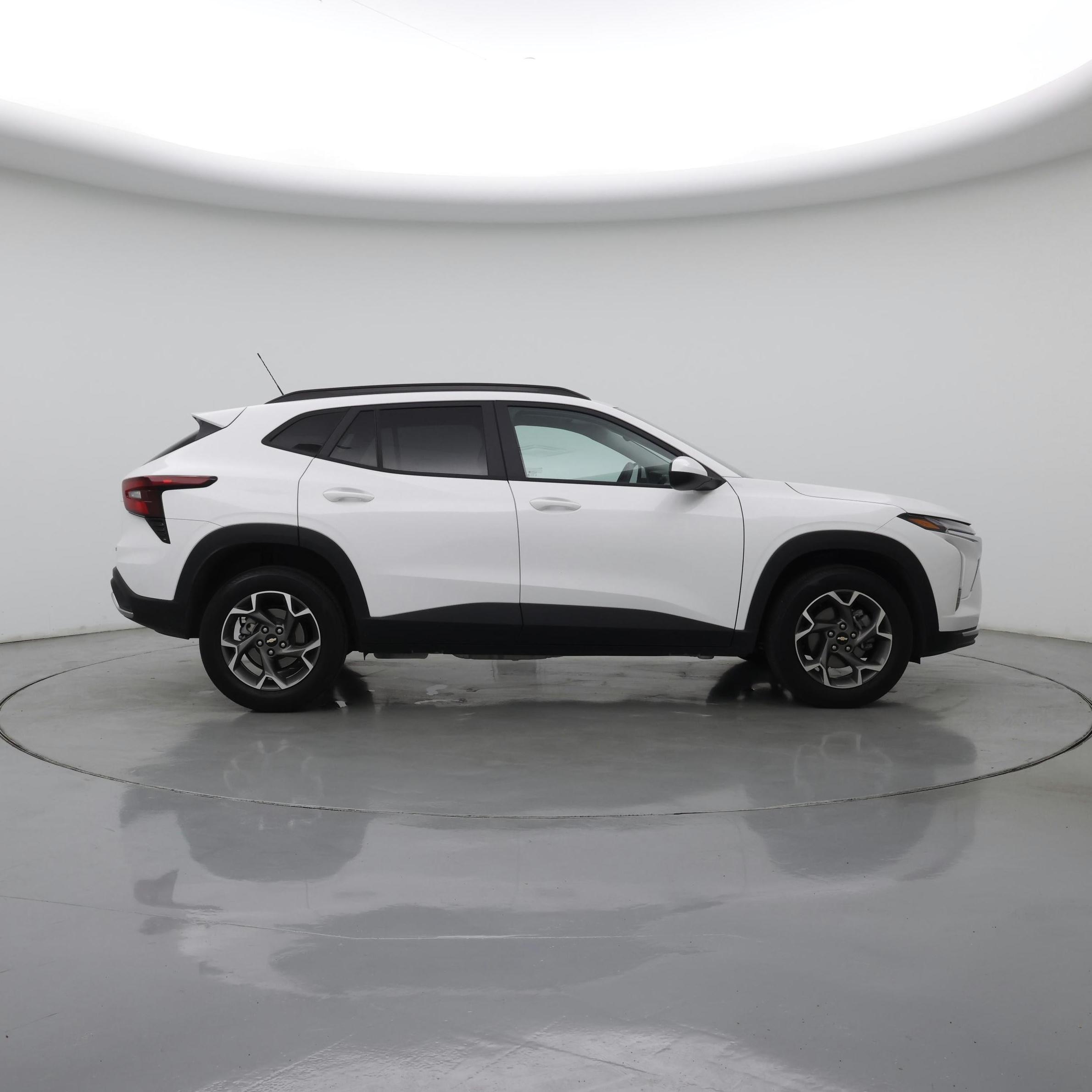 Thumbnail: 2025 Chevrolet Trax - 7