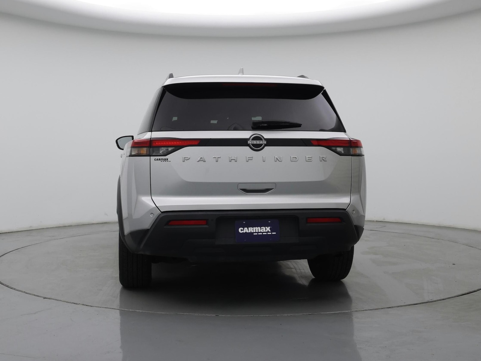 2025 Nissan Pathfinder SV - Photo 7