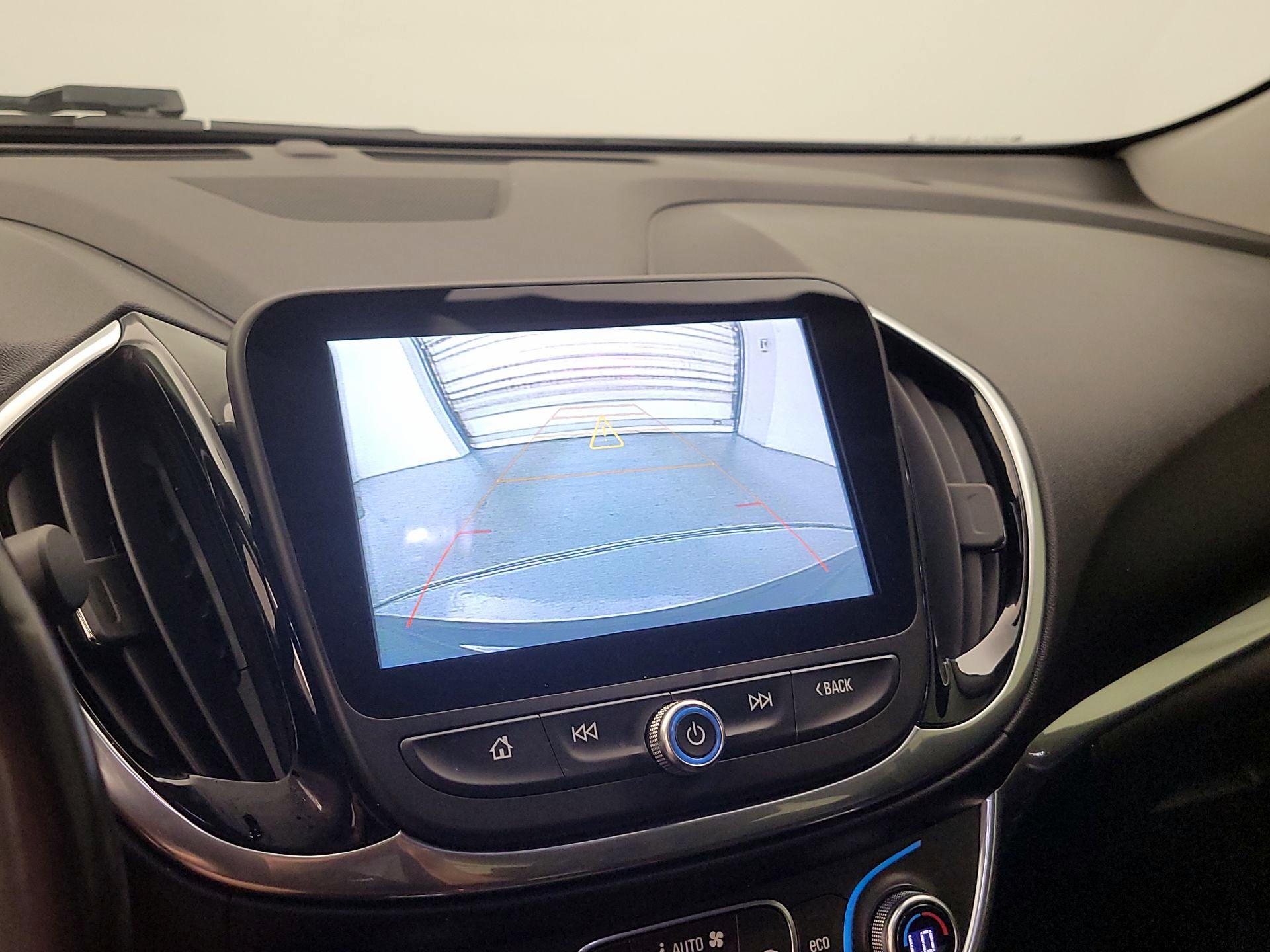 Thumbnail: 2018 Chevrolet Volt - 14