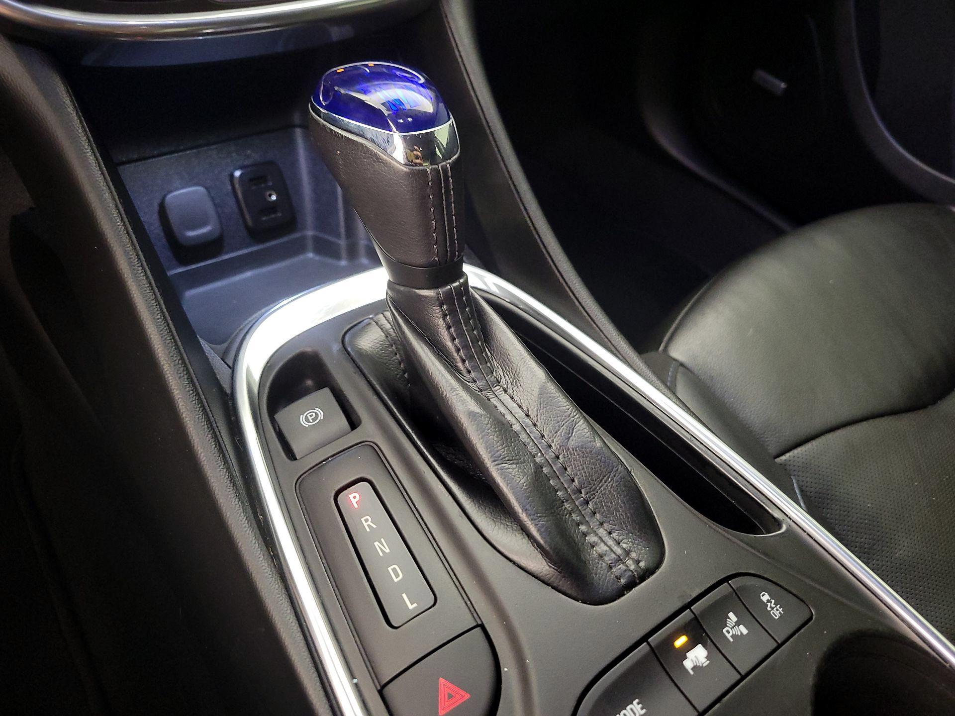 Thumbnail: 2018 Chevrolet Volt - 17