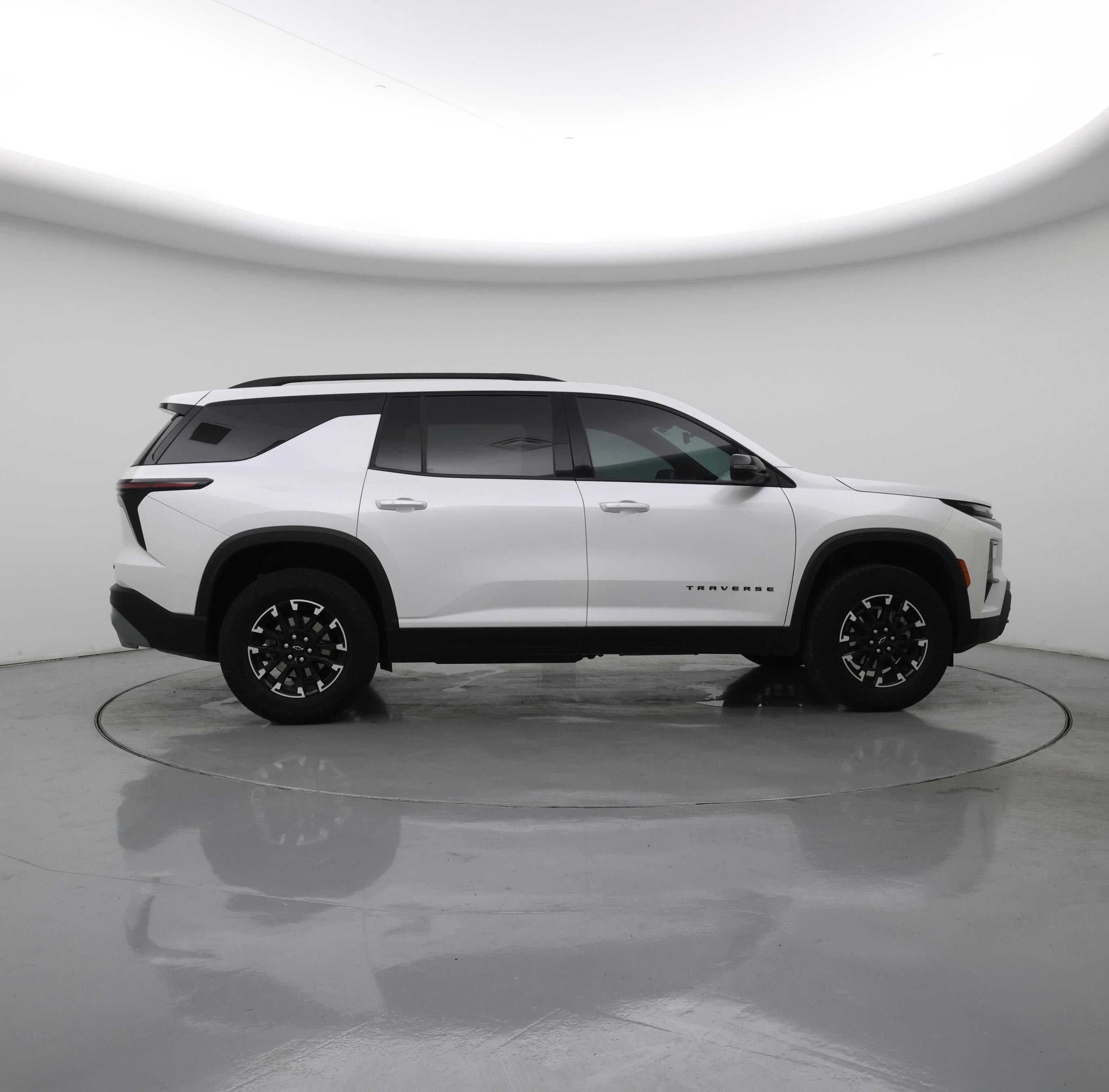 Thumbnail: 2025 Chevrolet Traverse - 7