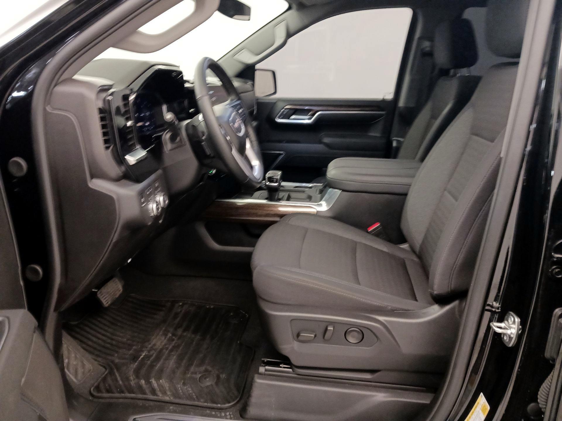 Thumbnail: 2026 GMC Sierra 1500 - 11