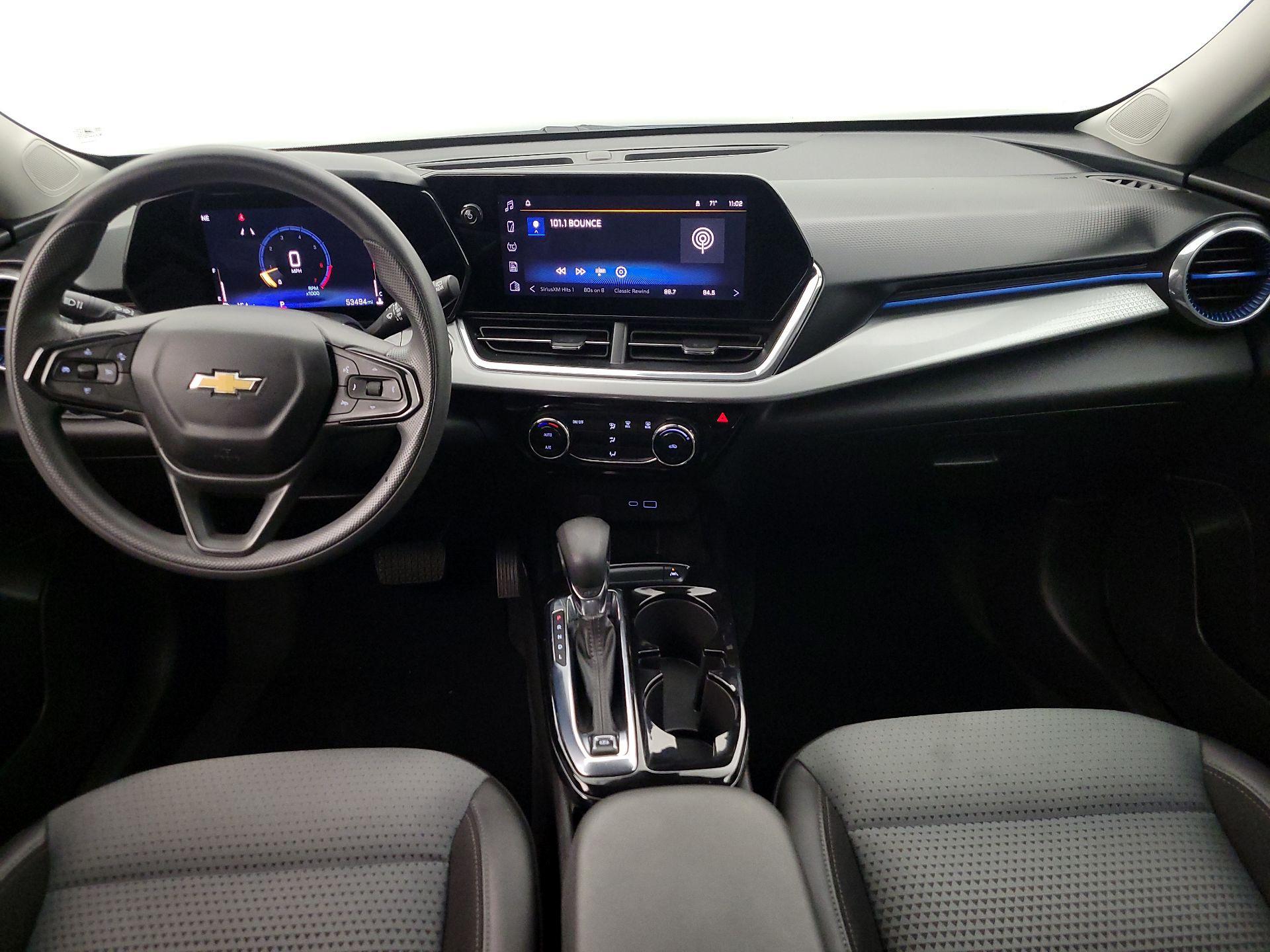 Thumbnail: 2024 Chevrolet Trax - 9