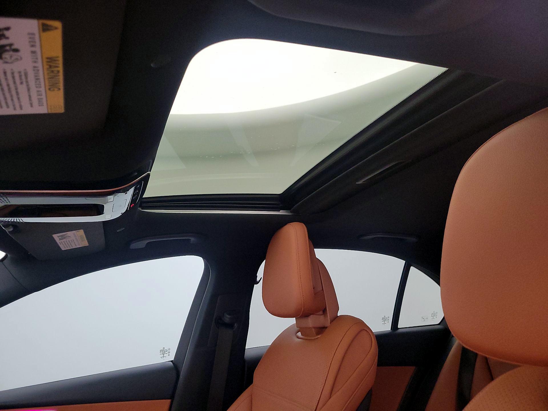 Thumbnail: 2023 Mercedes-Benz C-Class - 19