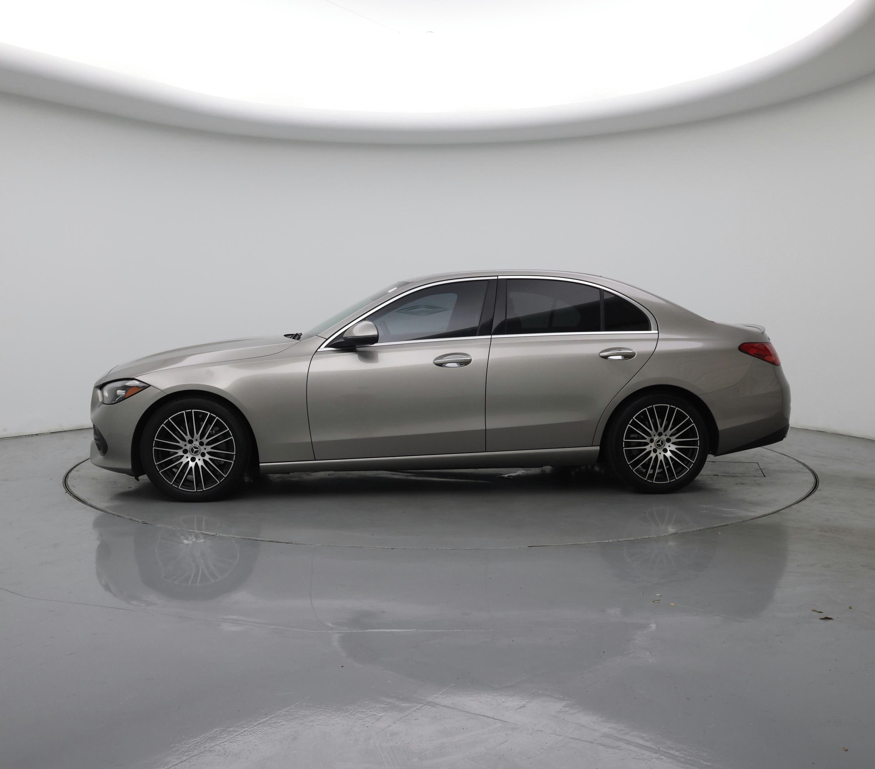 Thumbnail: 2023 Mercedes-Benz C-Class - 3