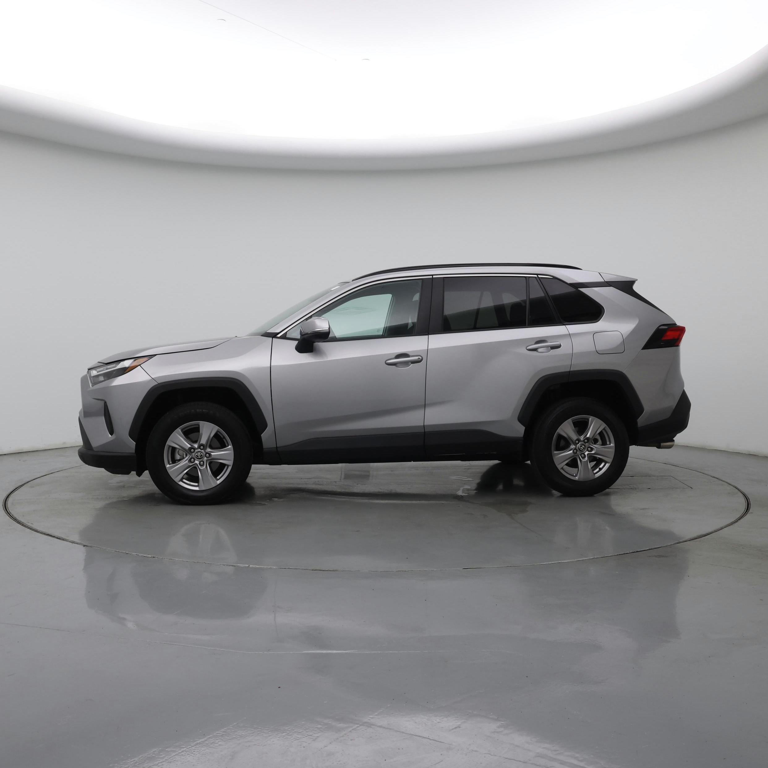 Thumbnail: 2025 Toyota RAV4 - 3