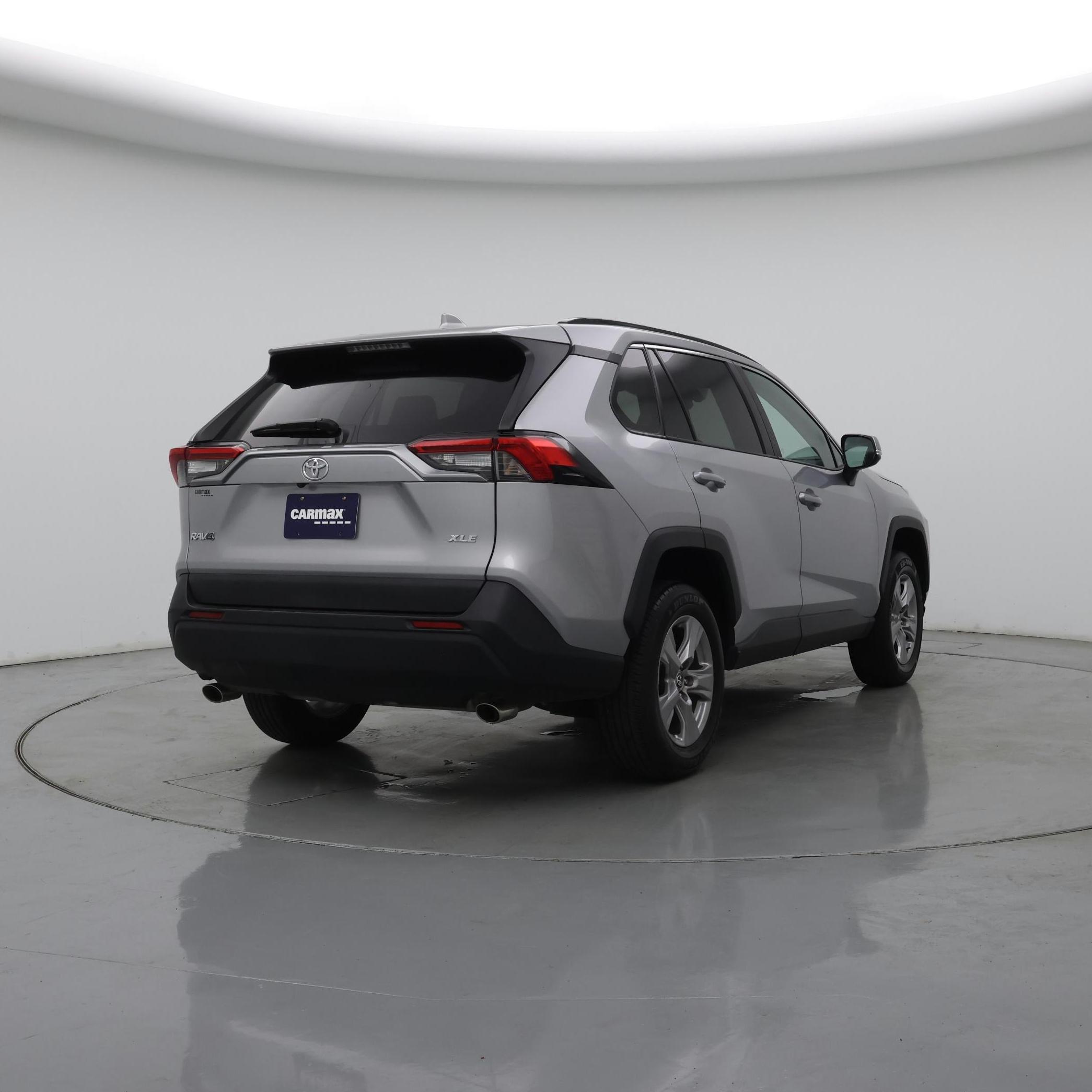 Thumbnail: 2025 Toyota RAV4 - 8