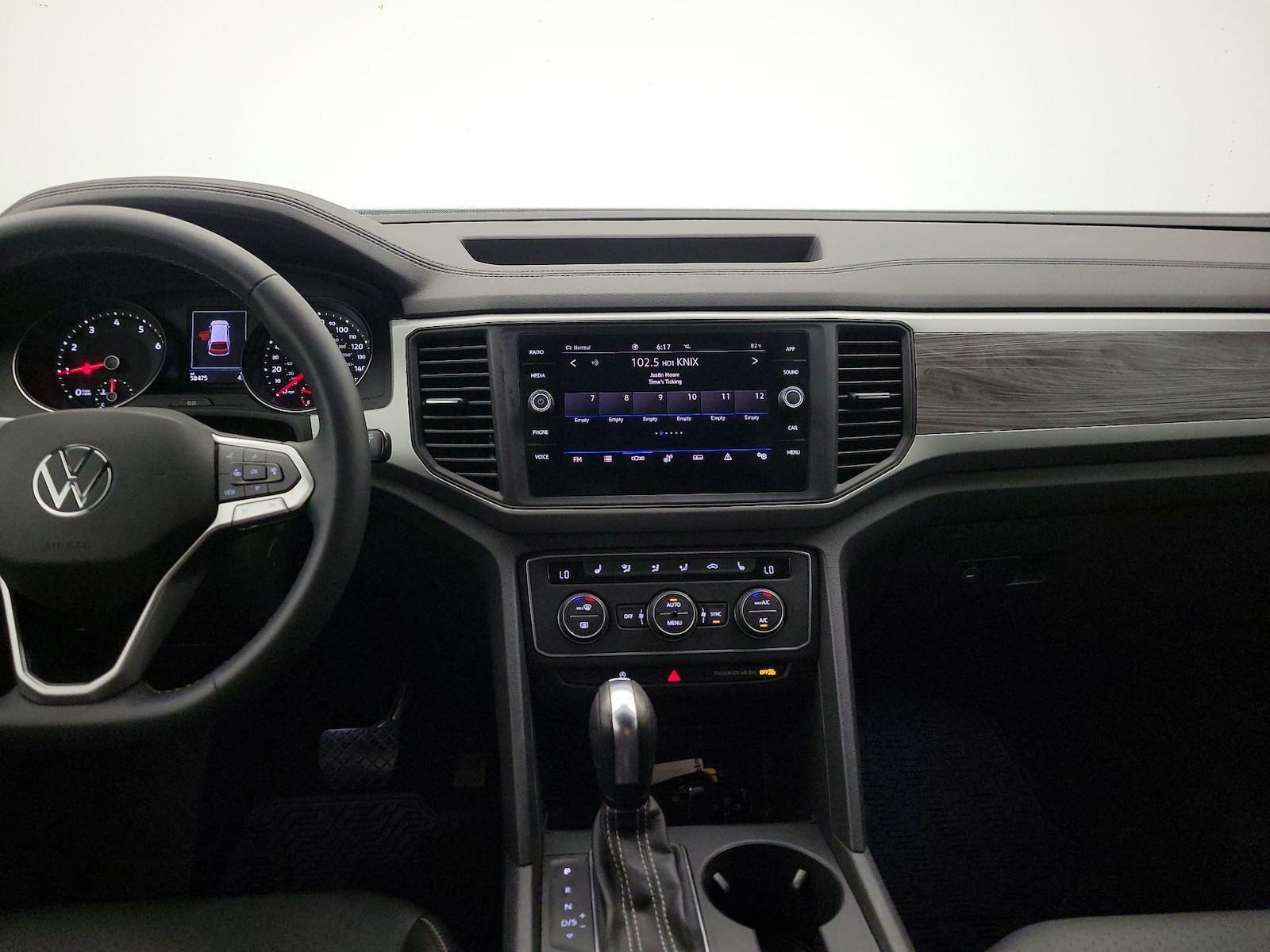 2021 Volkswagen Atlas Cross Sport SE w/Tech - Photo 10