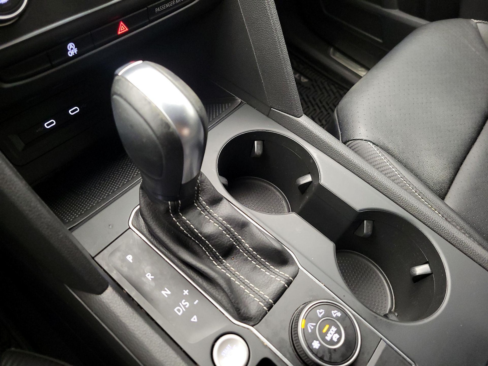 2021 Volkswagen Atlas Cross Sport SE w/Tech - Photo 18
