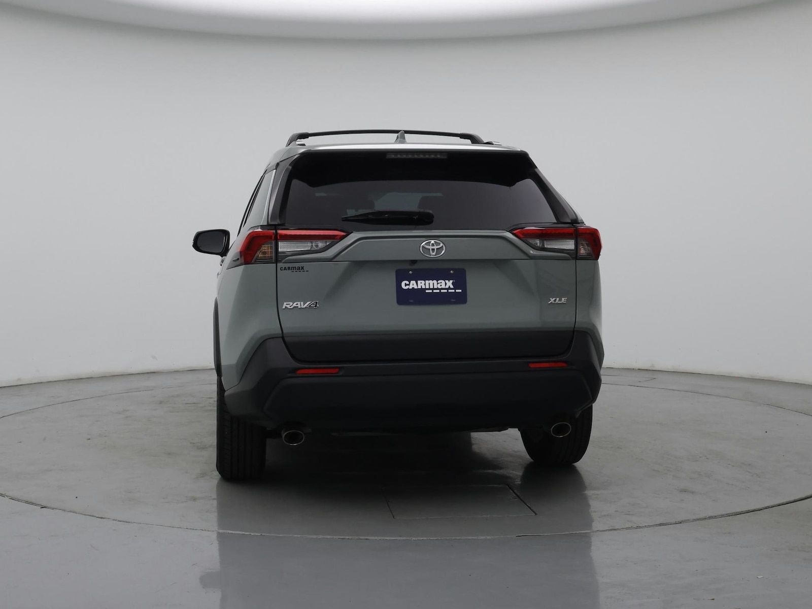 2023 Toyota RAV4 XLE - Photo 7