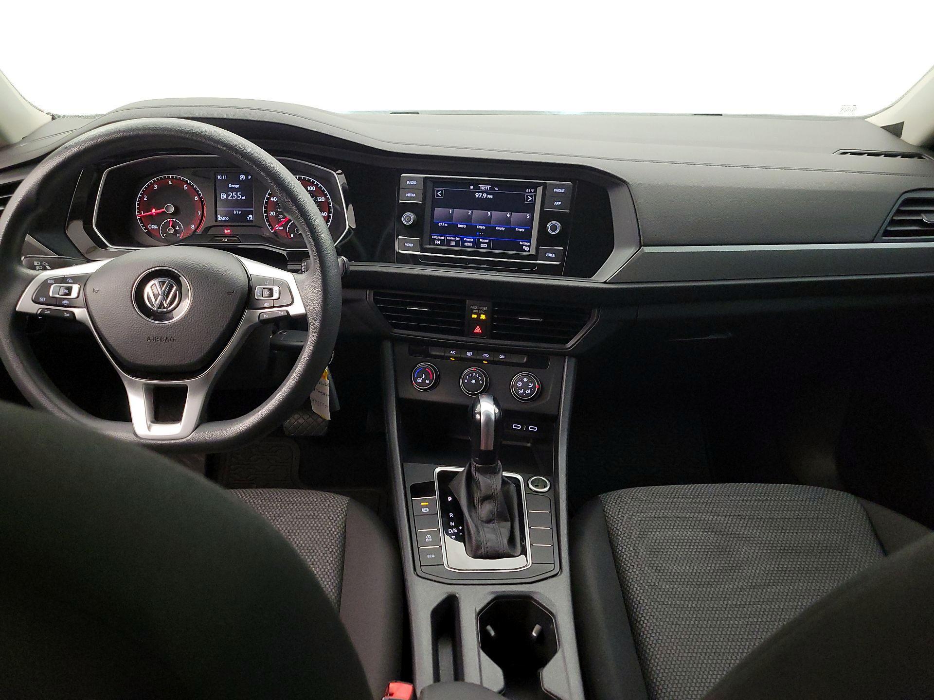 Thumbnail: 2021 Volkswagen Jetta - 9