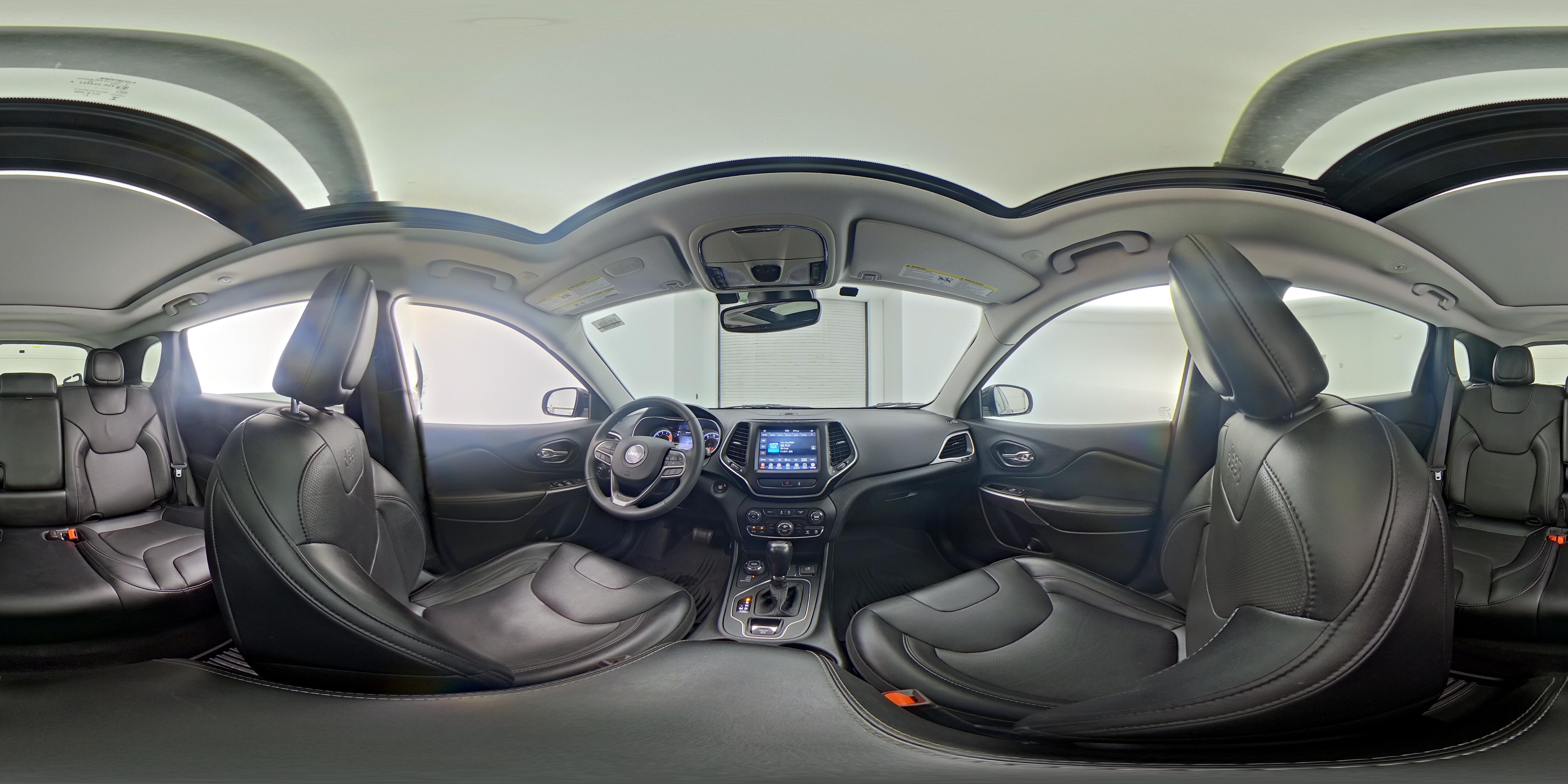 2022 Jeep Cherokee Latitude Lux - Photo 25
