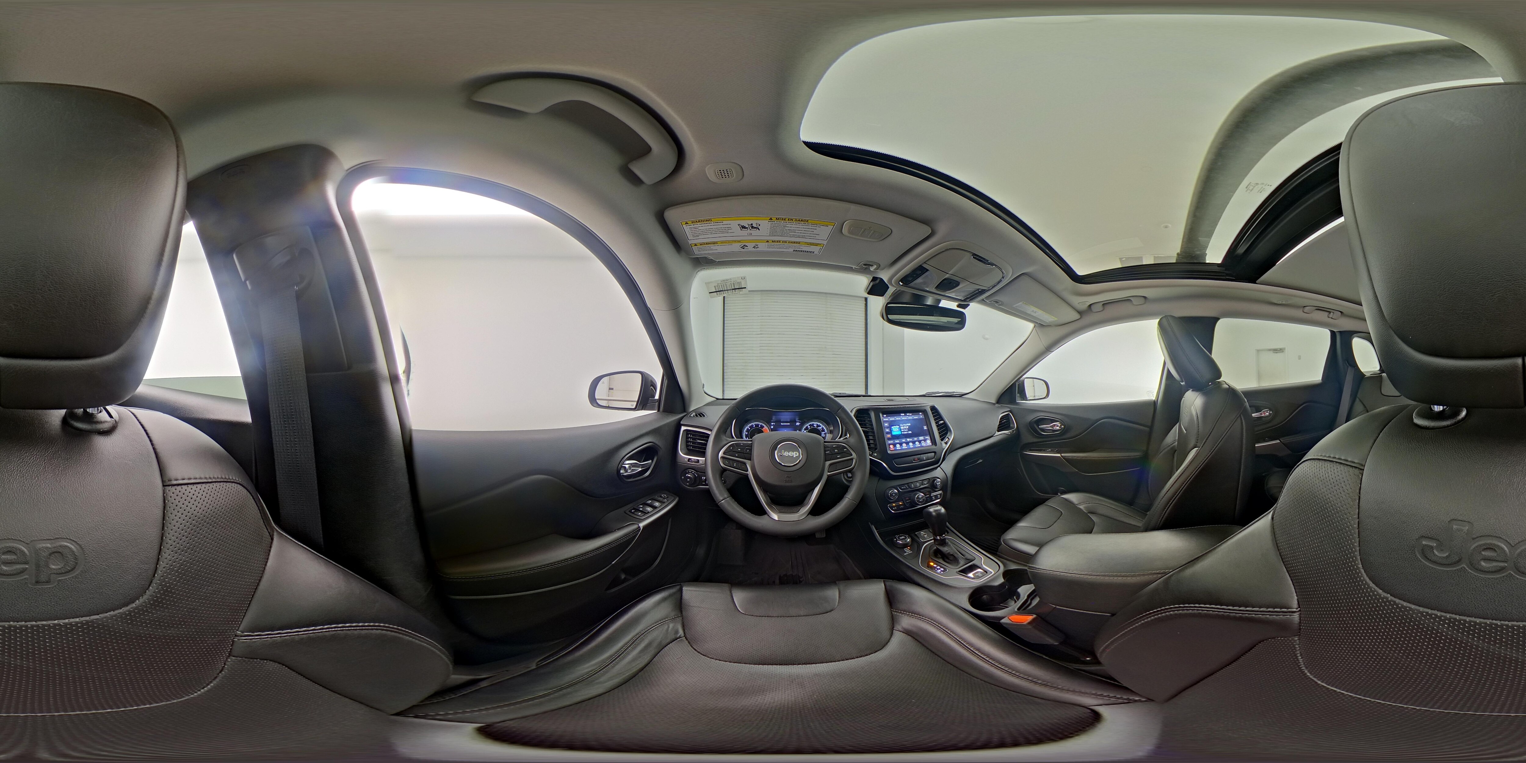 2022 Jeep Cherokee Latitude Lux - Photo 27