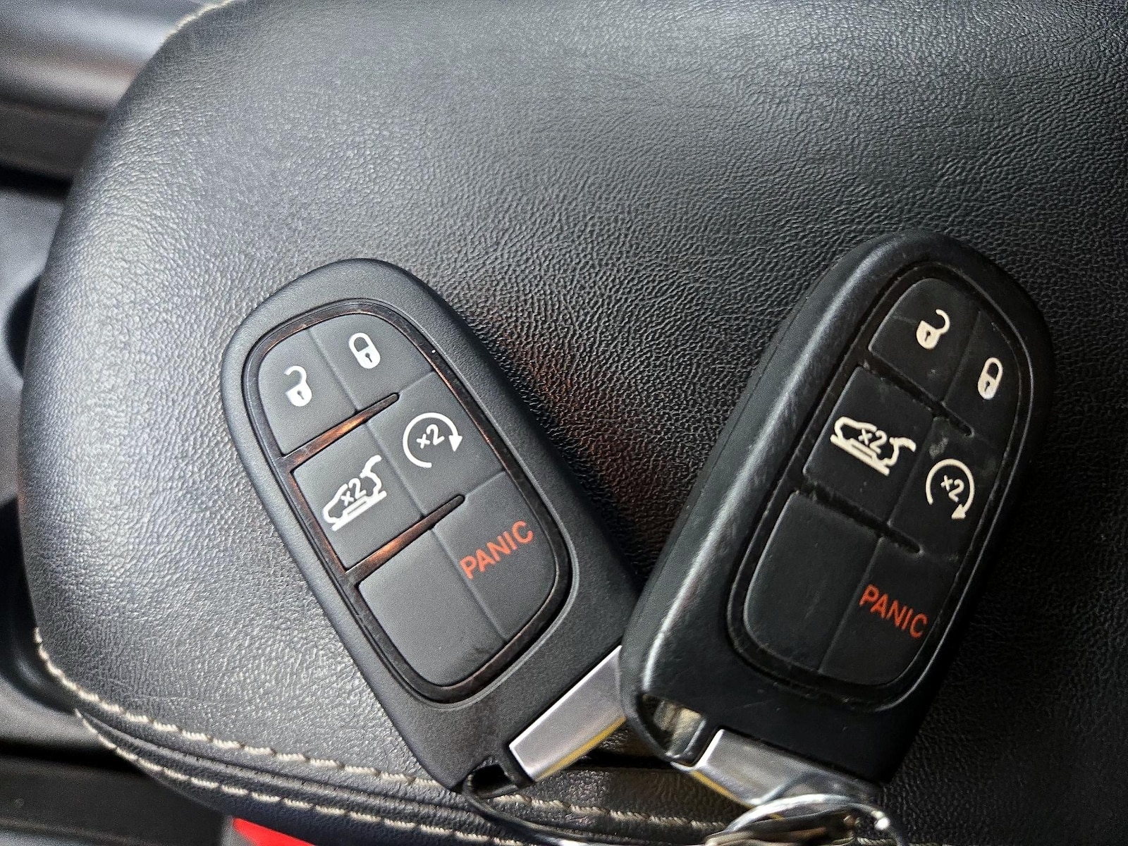 2022 Jeep Cherokee Latitude Lux - Photo 24