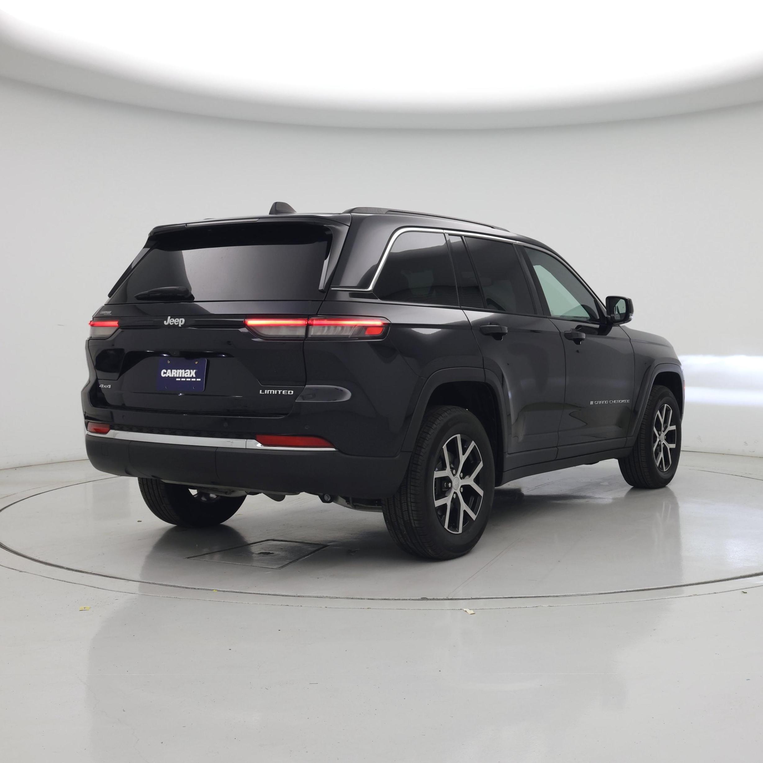 Thumbnail: 2024 Jeep Grand Cherokee - 8