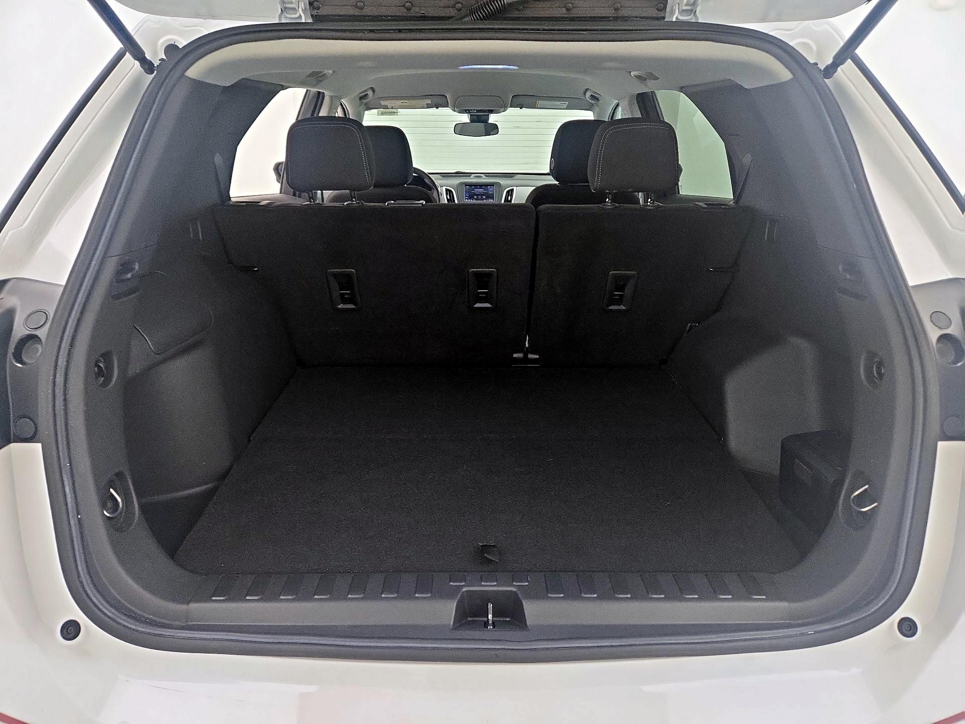Thumbnail: 2021 Chevrolet Equinox - 20