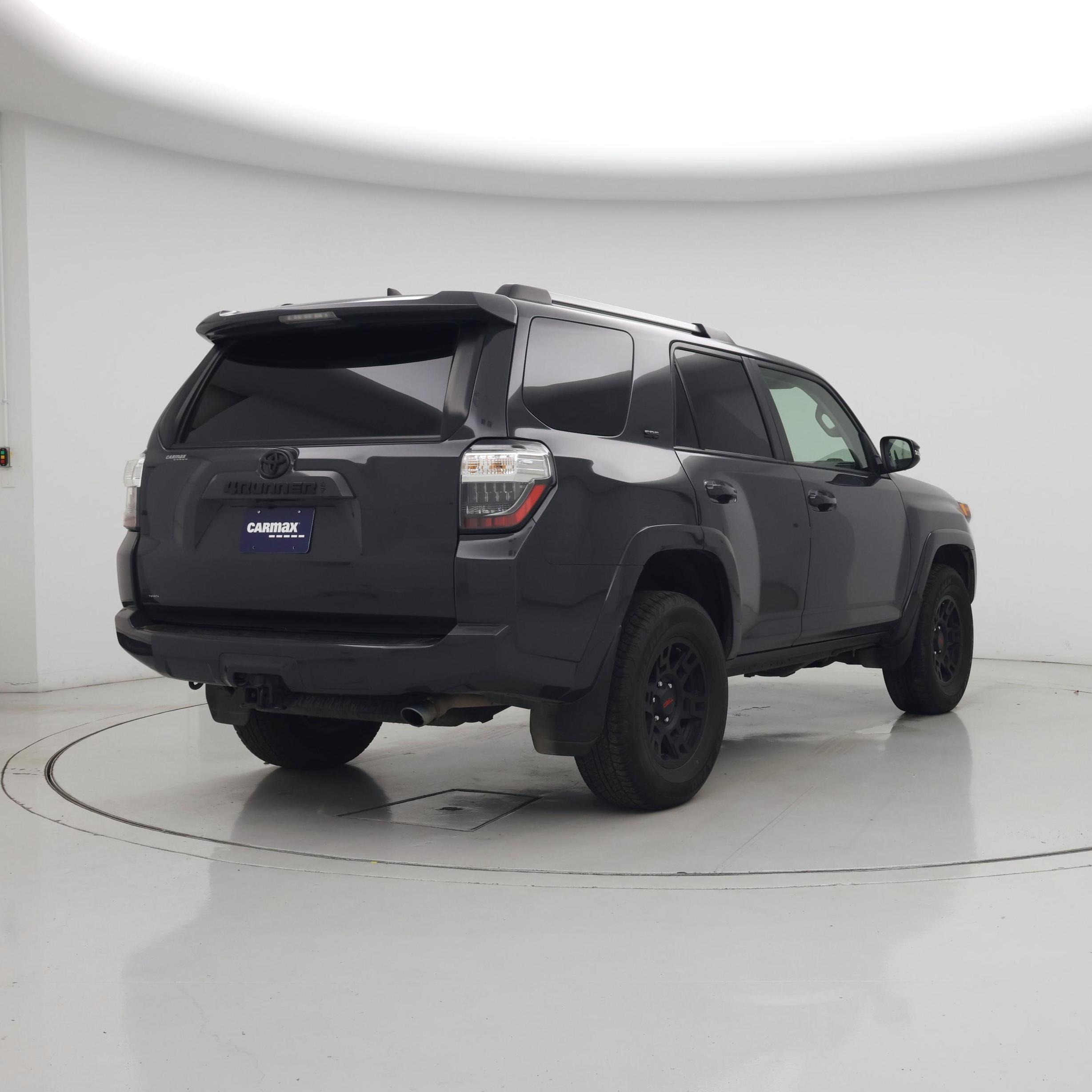Thumbnail: 2024 Toyota 4Runner - 8