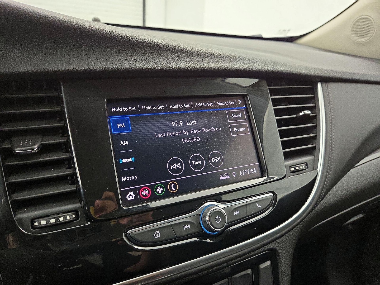 2022 Buick Encore Preferred - Photo 16
