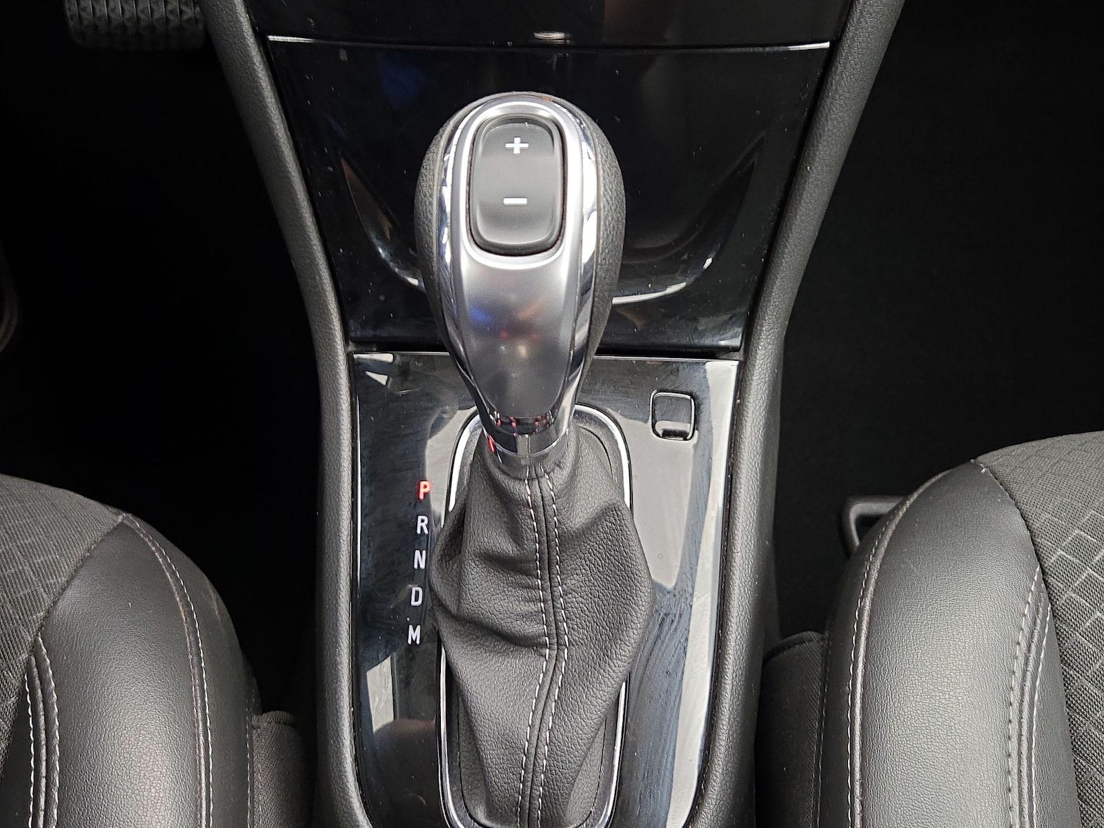 2022 Buick Encore Preferred - Photo 18