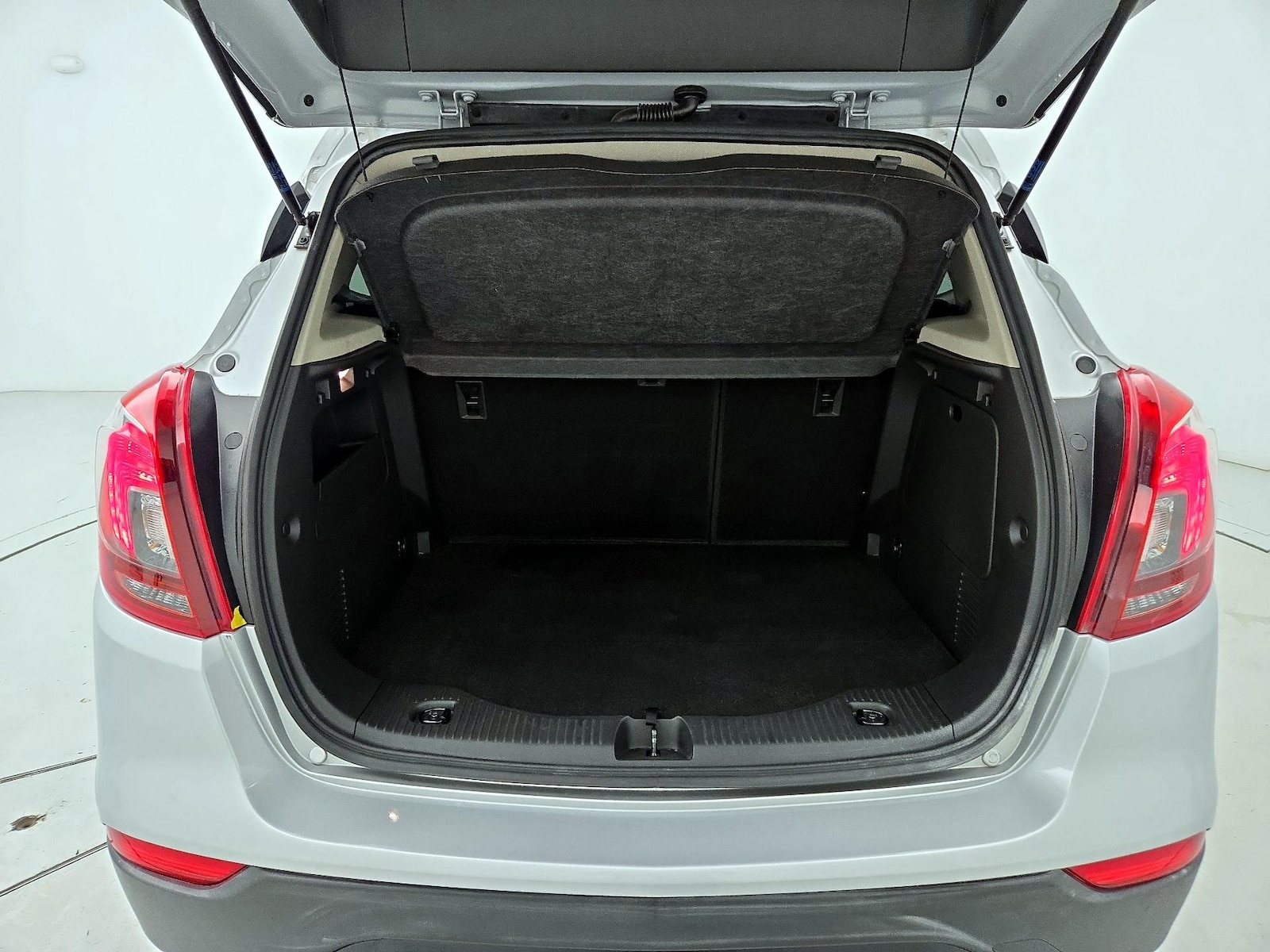 2022 Buick Encore Preferred - Photo 21