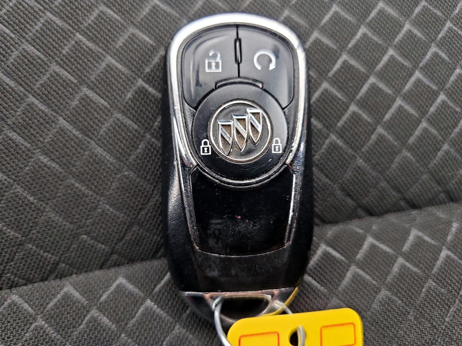 2022 Buick Encore Preferred - Photo 23