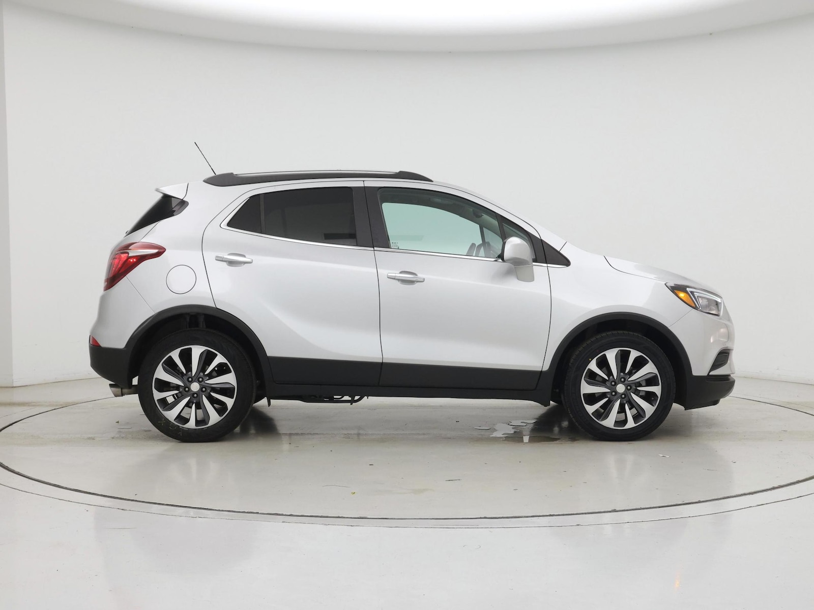 2022 Buick Encore Preferred - Photo 8