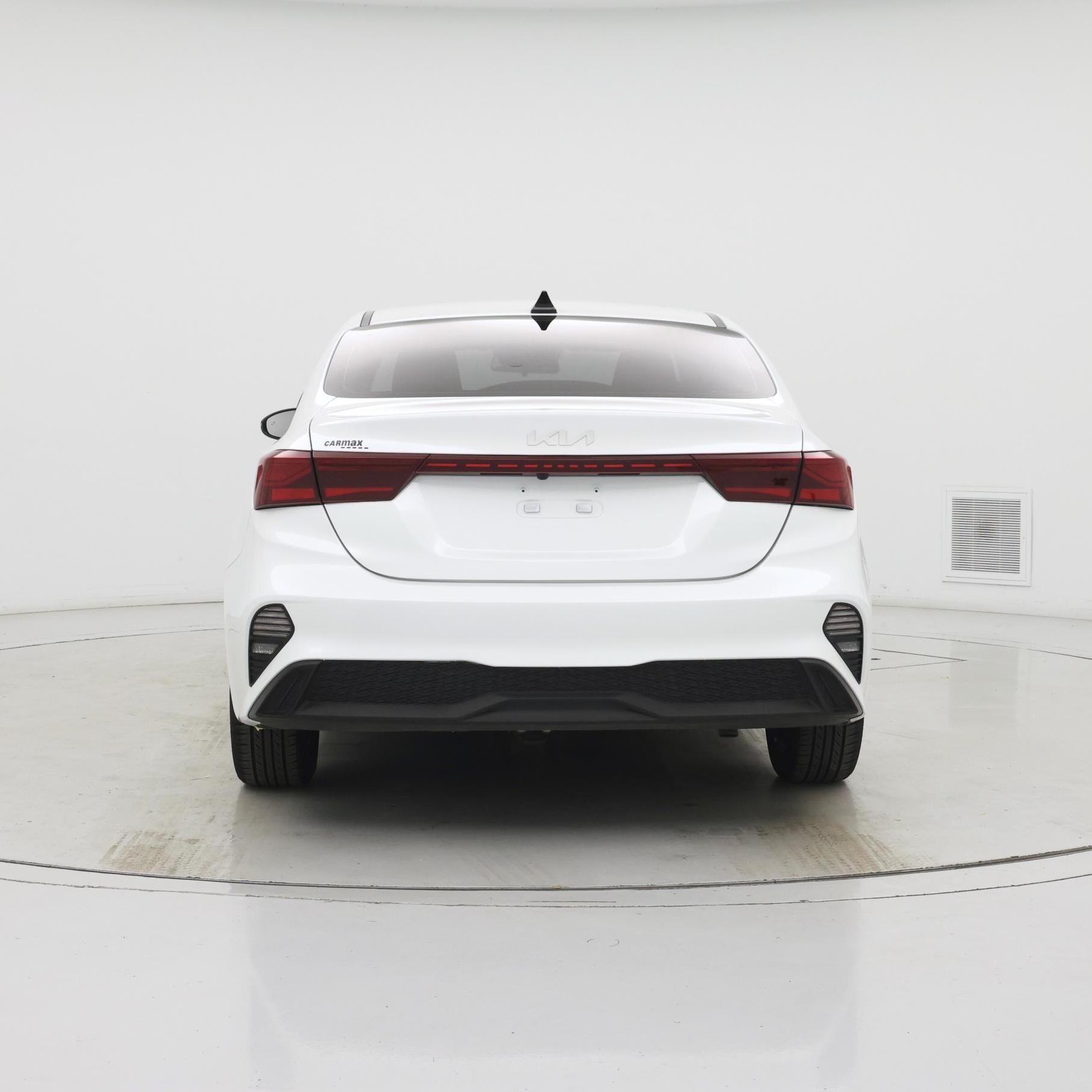 Thumbnail: 2024 Kia Forte - 6