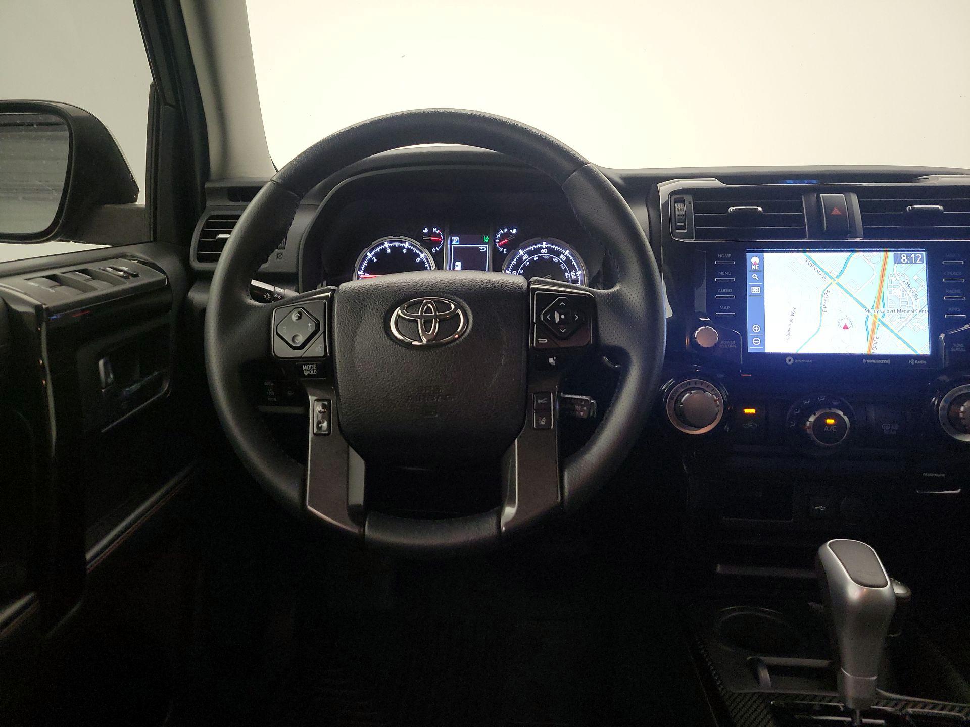 Thumbnail: 2022 Toyota 4Runner - 10