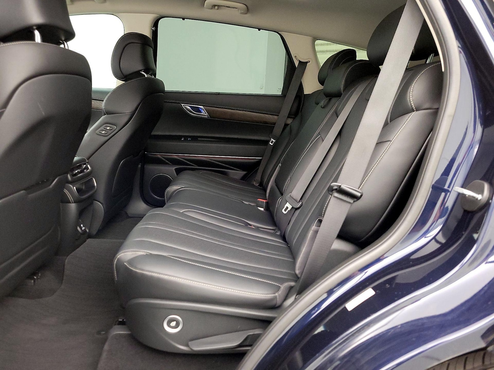 2024 GENESIS GV80 Standard - Photo 22
