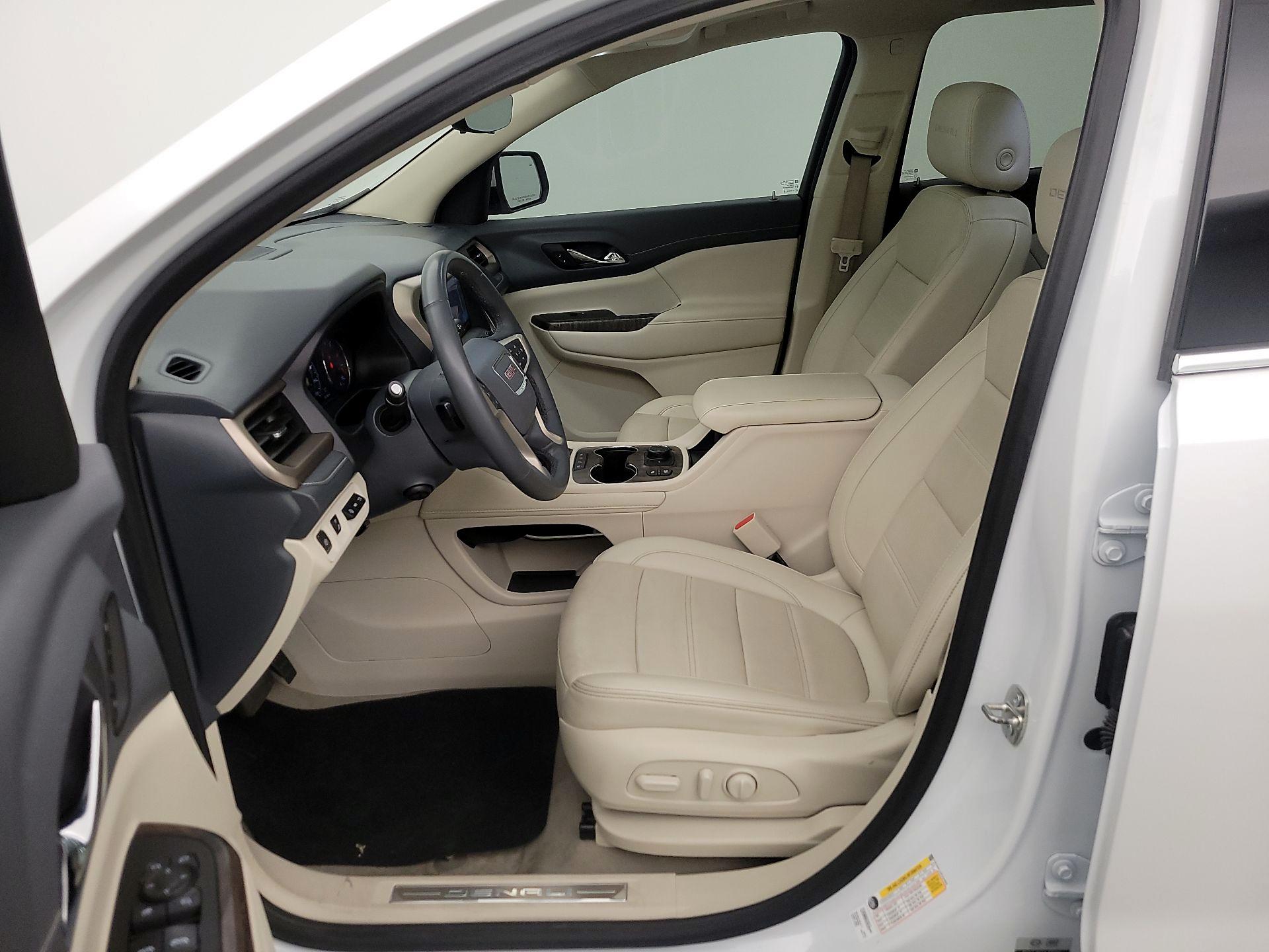 Thumbnail: 2023 GMC Acadia - 11