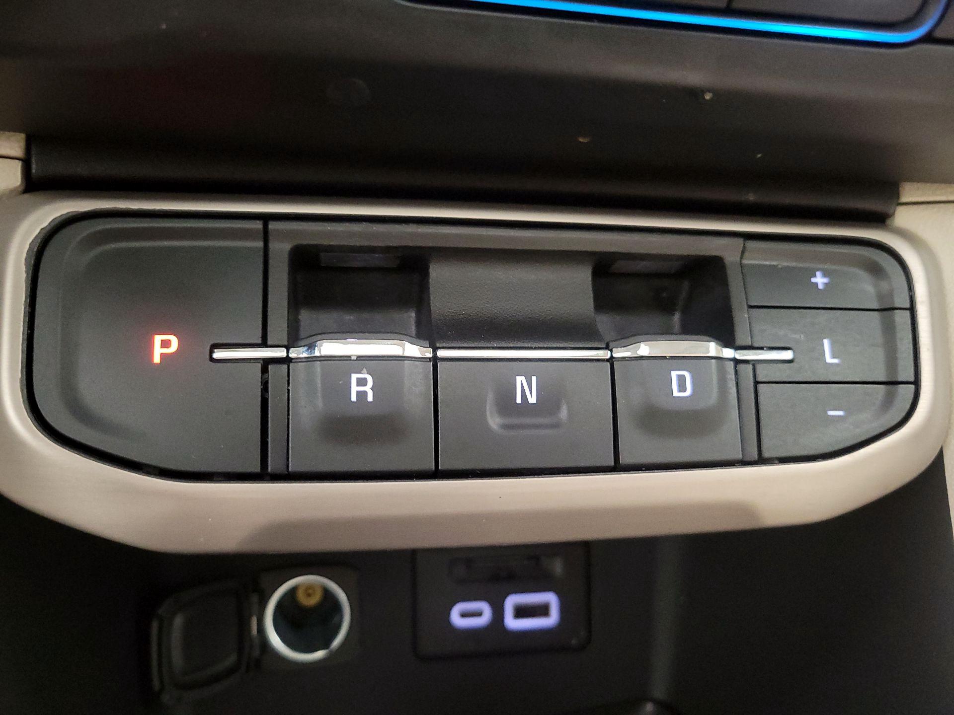 Thumbnail: 2023 GMC Acadia - 18