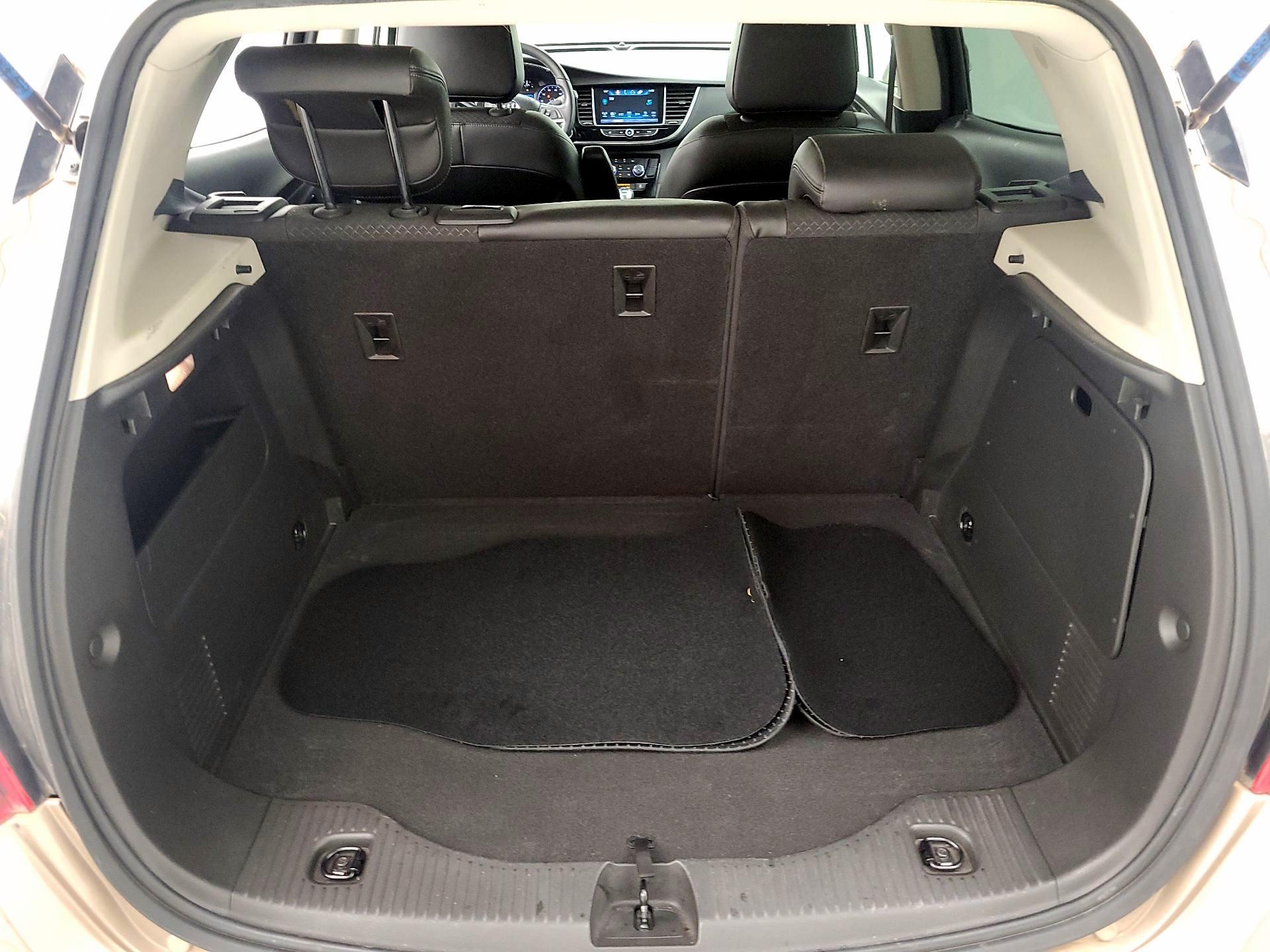 Thumbnail: 2018 Buick Encore - 17