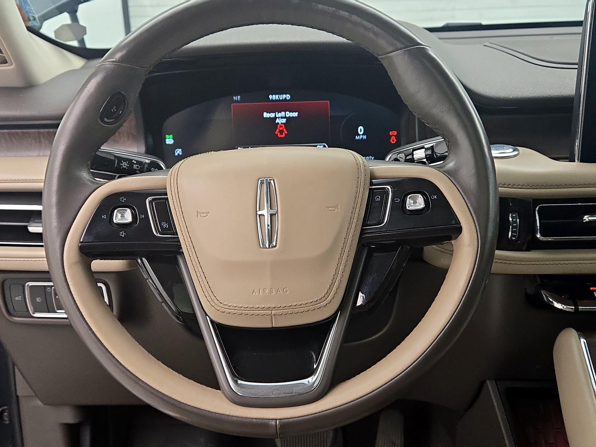 Thumbnail: 2021 Lincoln Aviator - 10