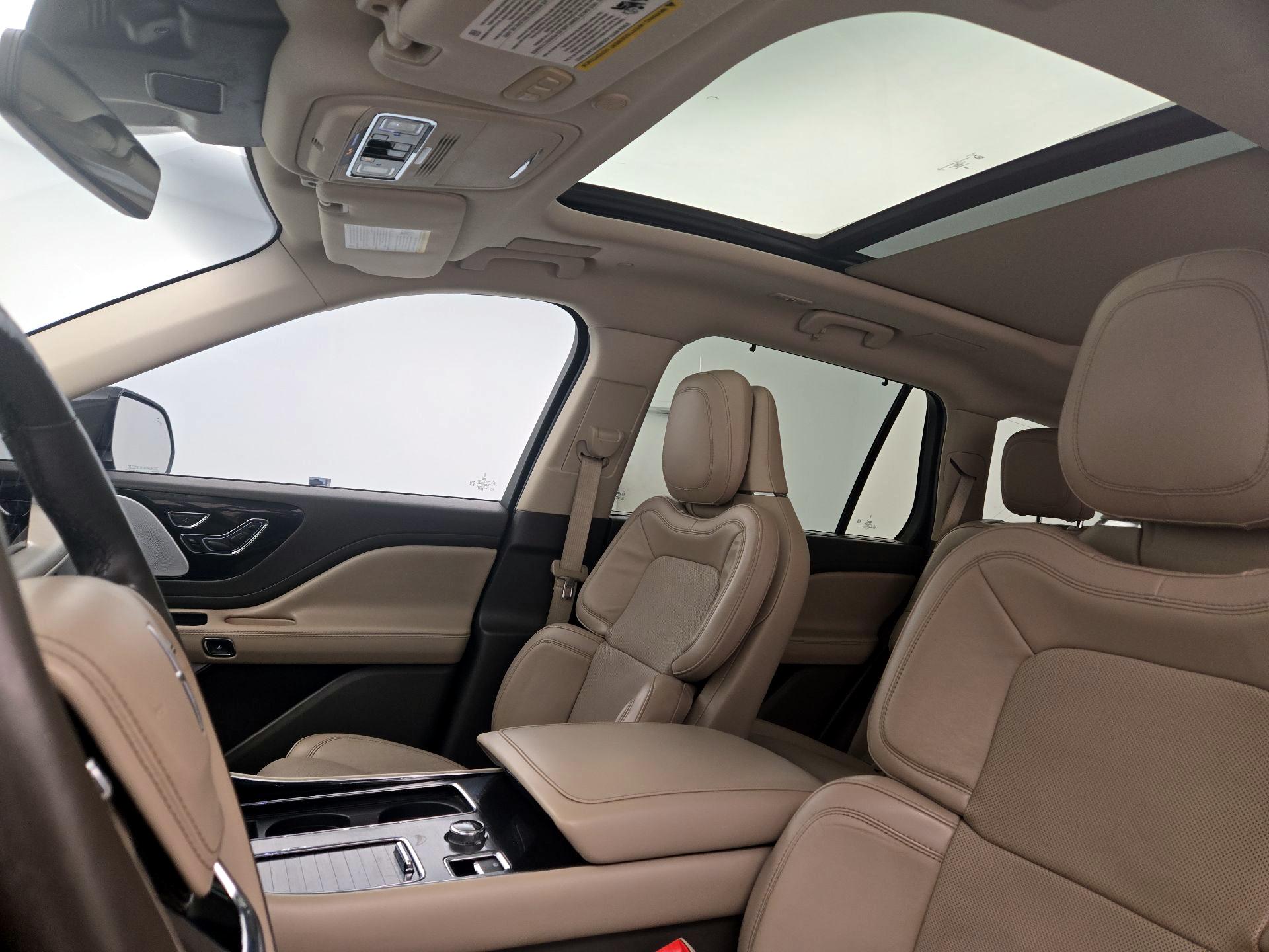Thumbnail: 2021 Lincoln Aviator - 20