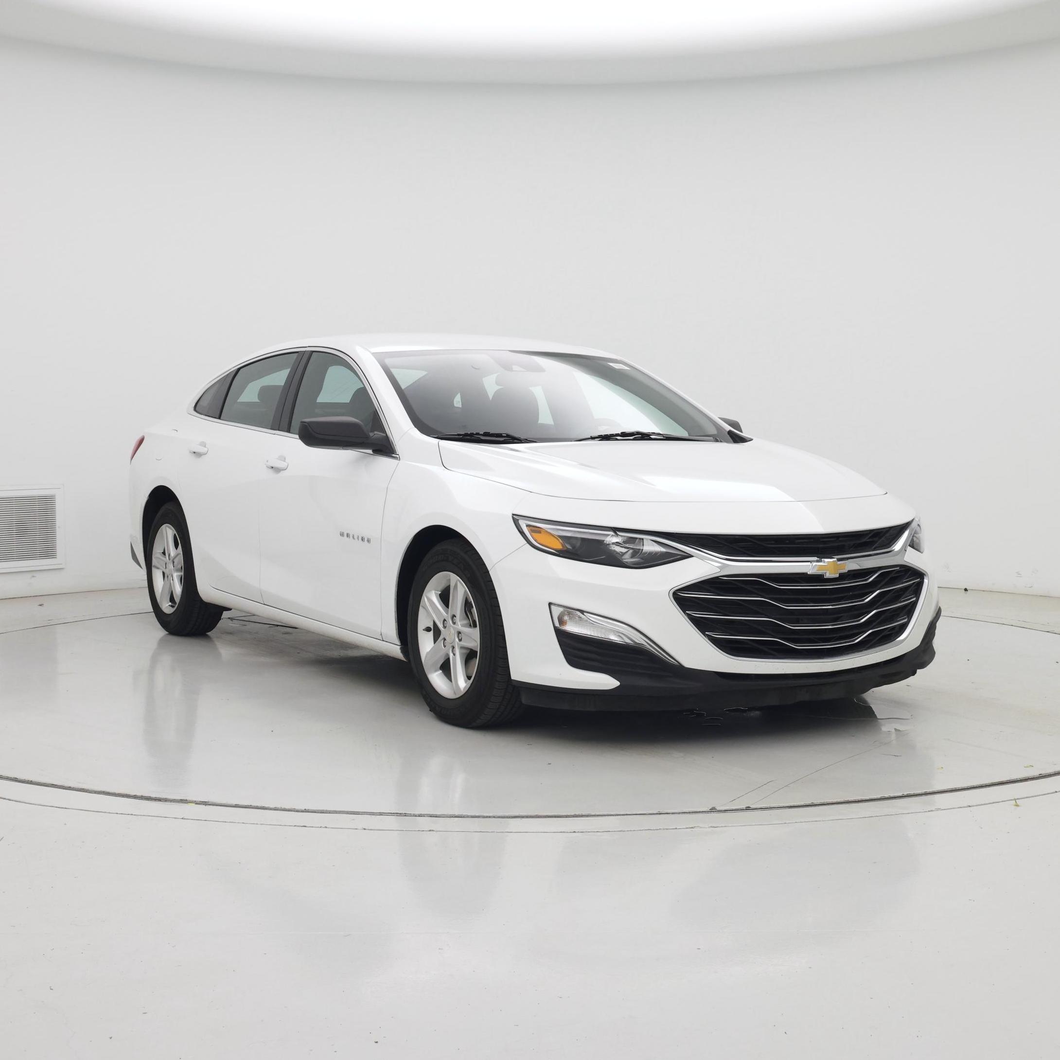 White 2024 Chevrolet Malibu Sedan Front-Wheel Drive Automatic