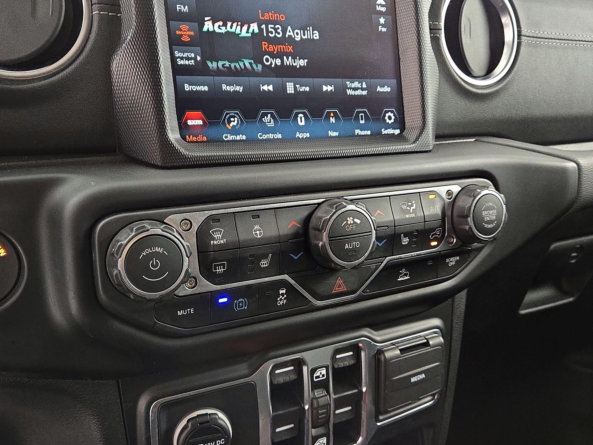 Thumbnail: 2023 Jeep Wrangler - 17