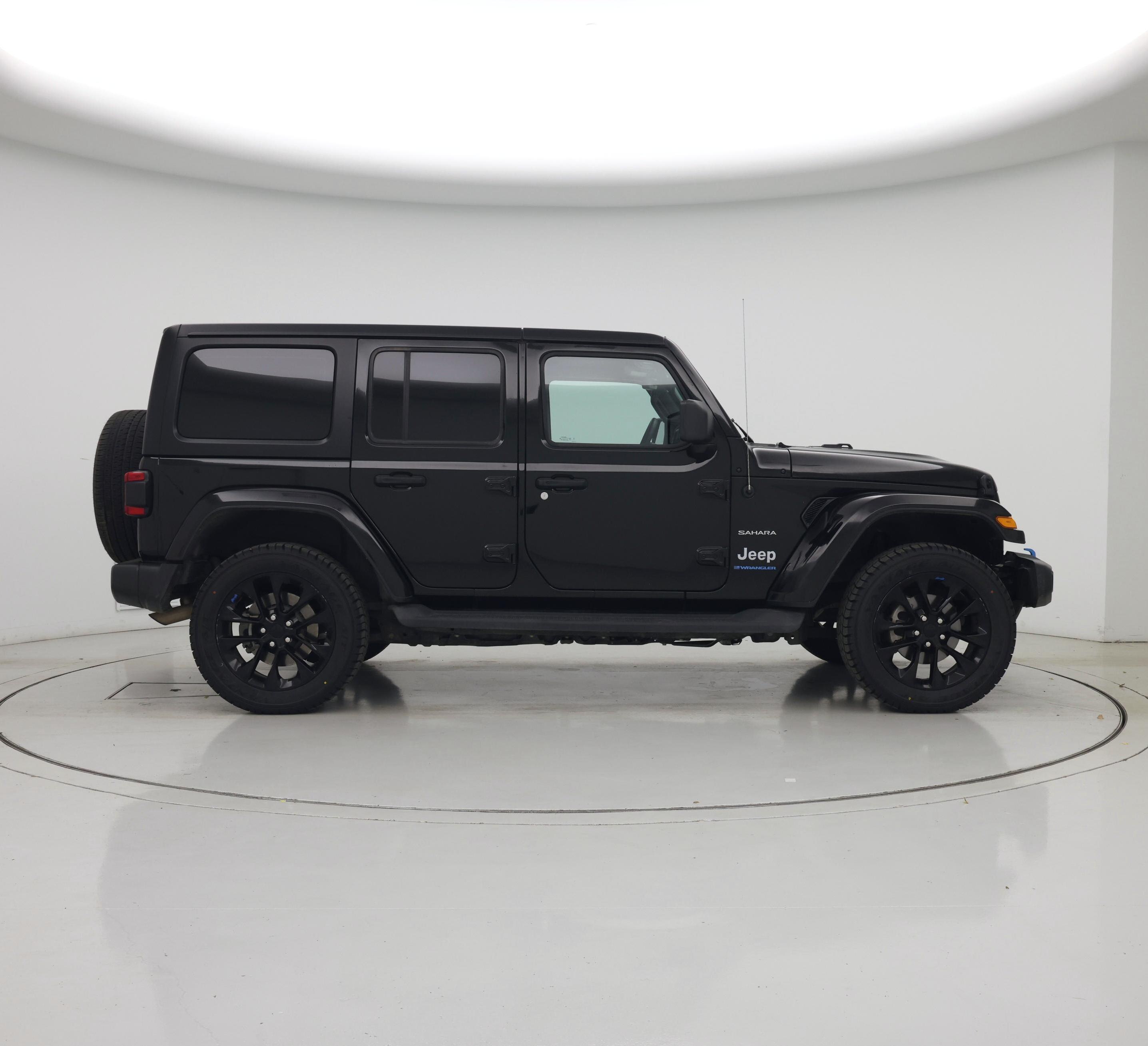 Thumbnail: 2023 Jeep Wrangler - 7