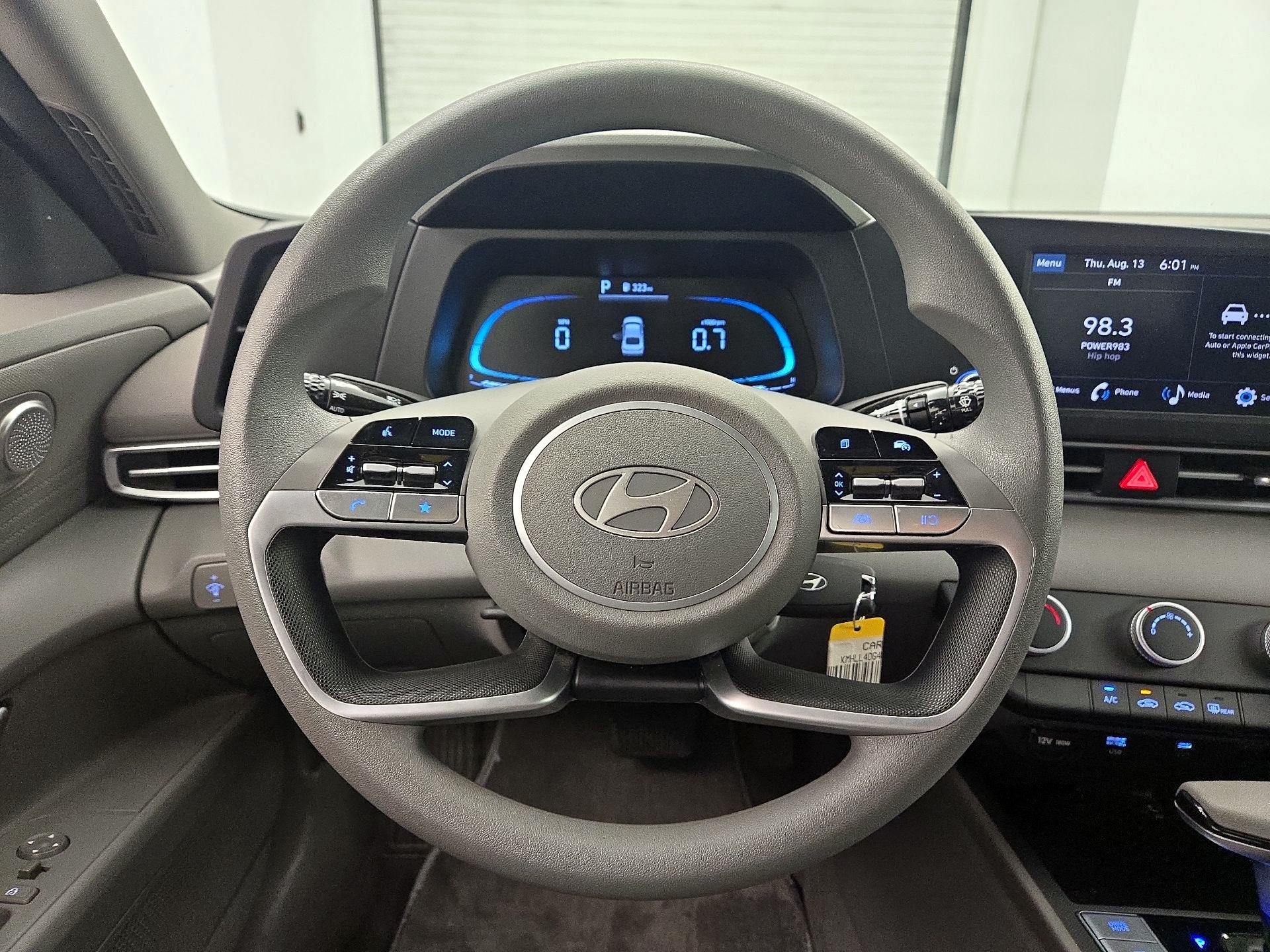 Thumbnail: 2025 Hyundai Elantra - 10