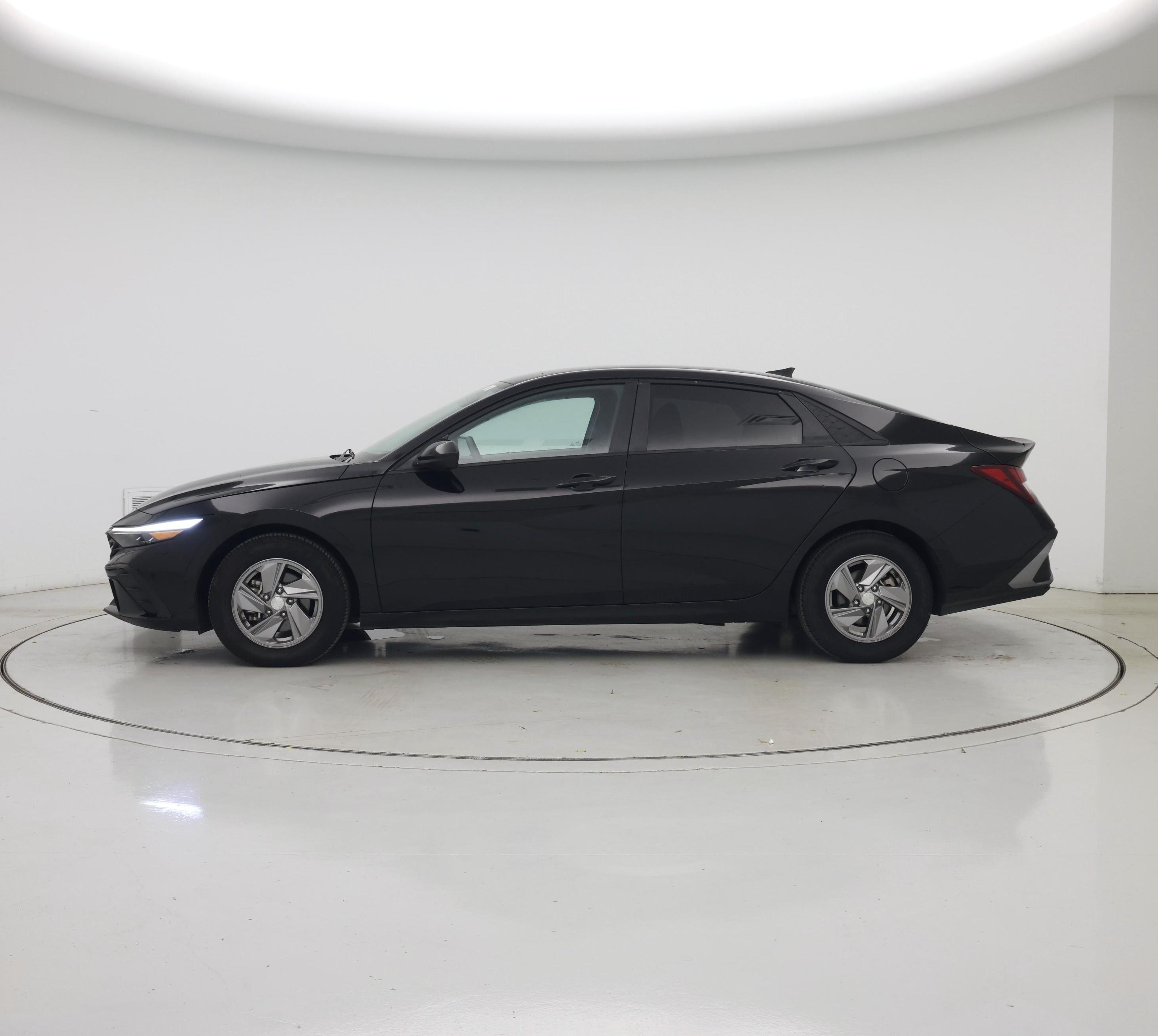 Thumbnail: 2025 Hyundai Elantra - 3