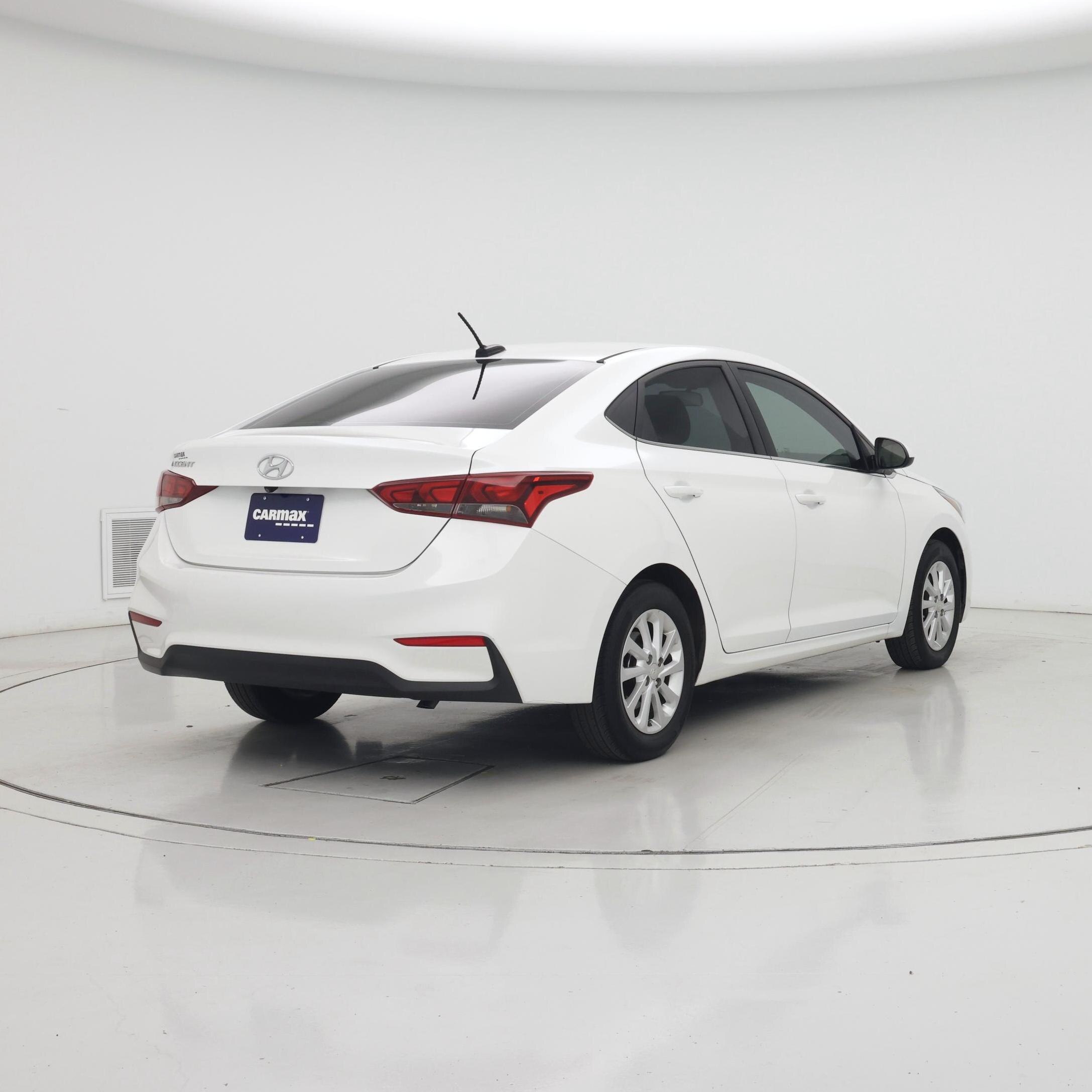 Thumbnail: 2021 Hyundai Accent - 8
