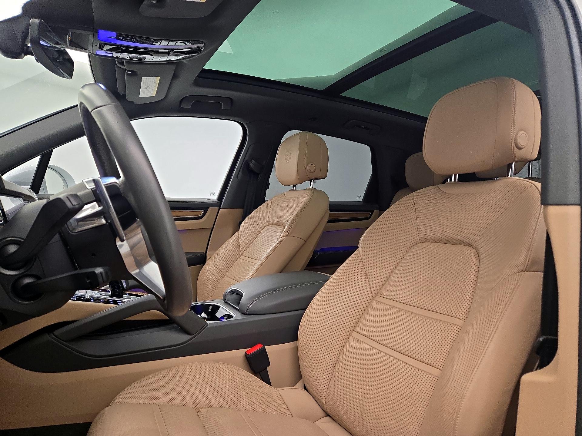 Thumbnail: 2021 Porsche Cayenne - 20