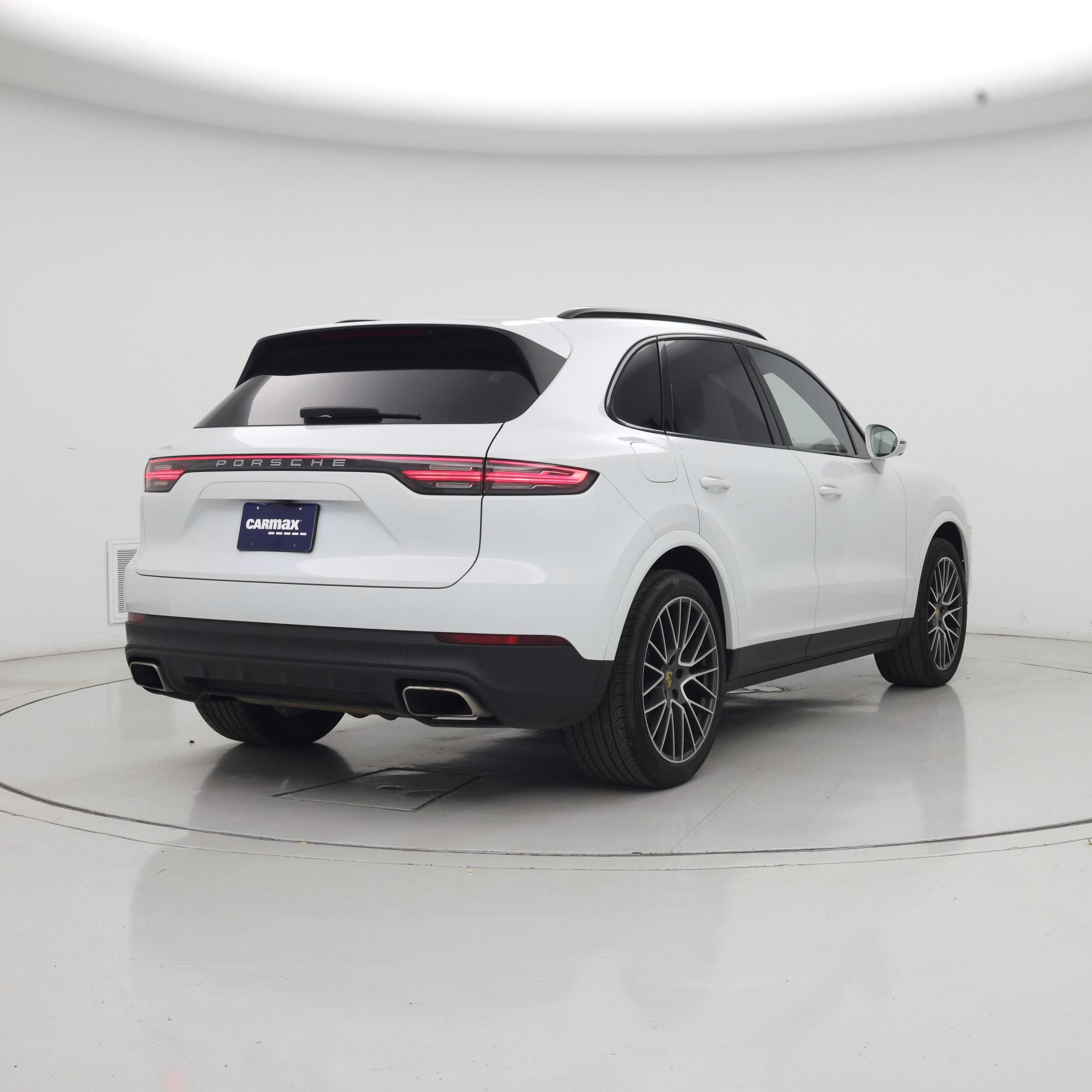 Thumbnail: 2021 Porsche Cayenne - 8
