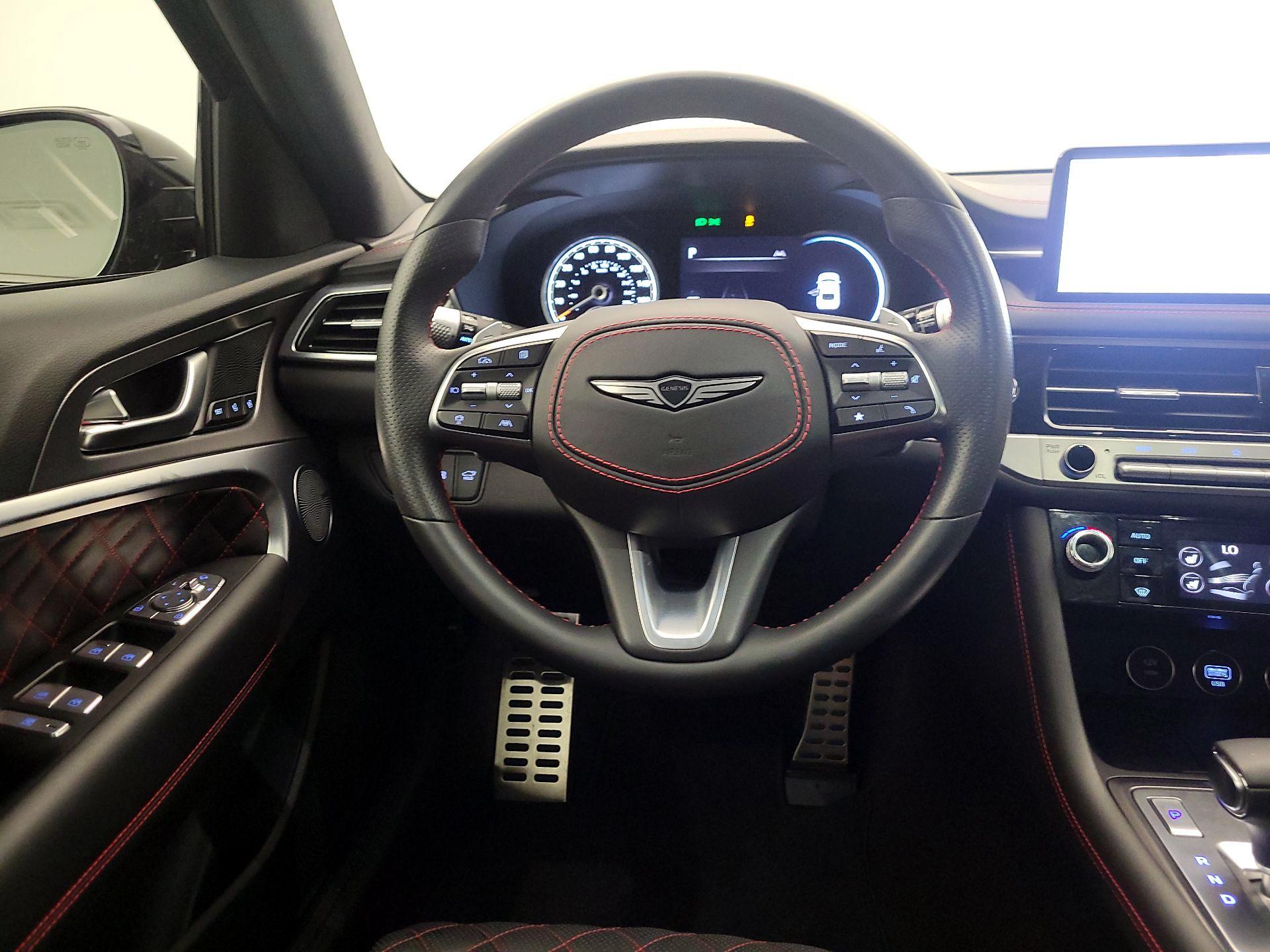 Thumbnail: 2025 Genesis G70 - 10