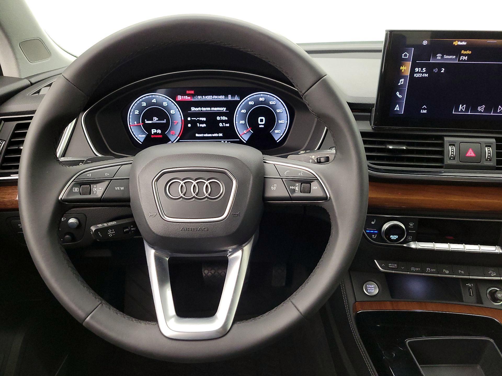Thumbnail: 2021 Audi Q5 - 10